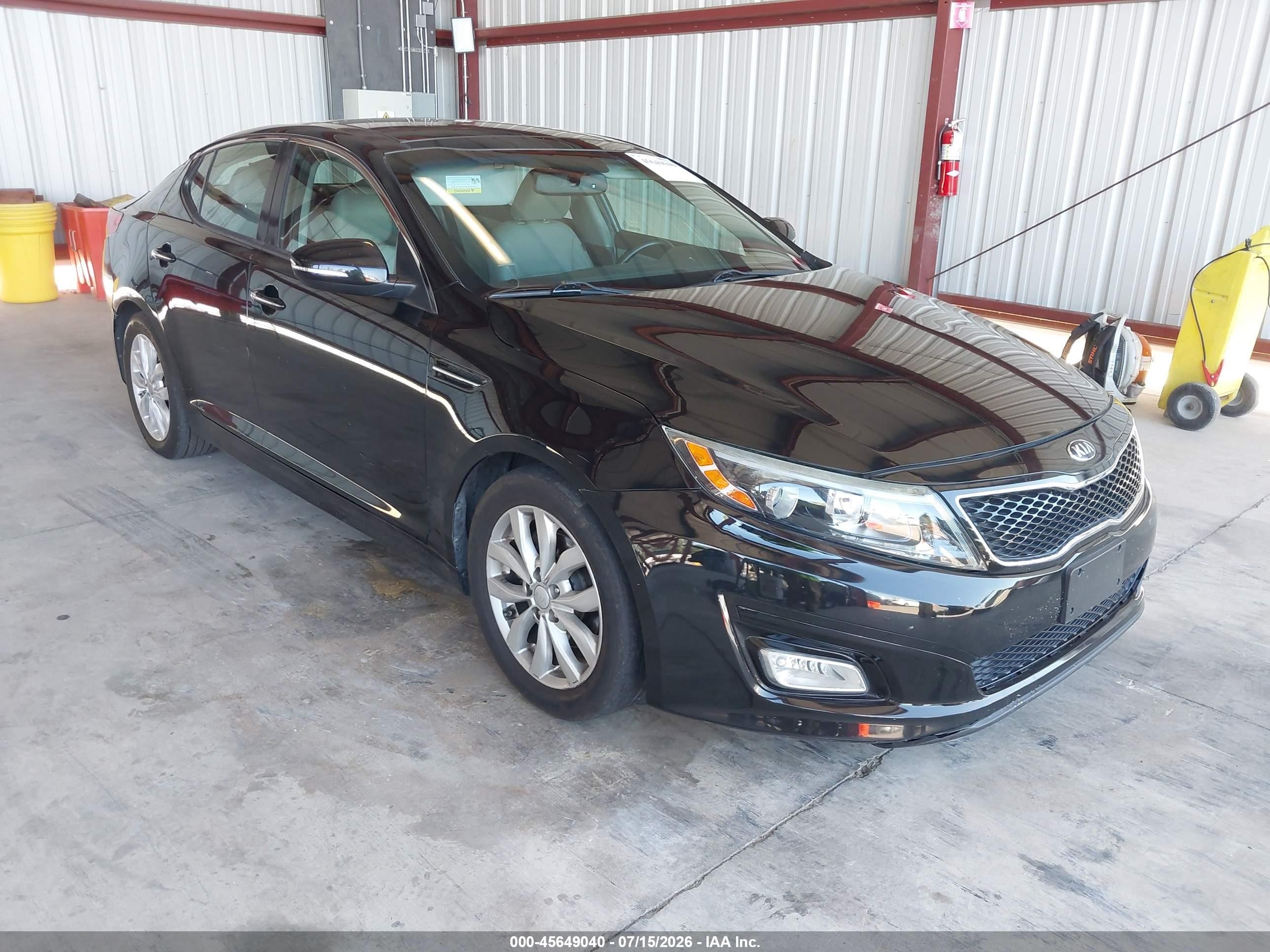 2014 Kia Optima EX, VIN 5XXGN4A76EG327348 — Normal wear
