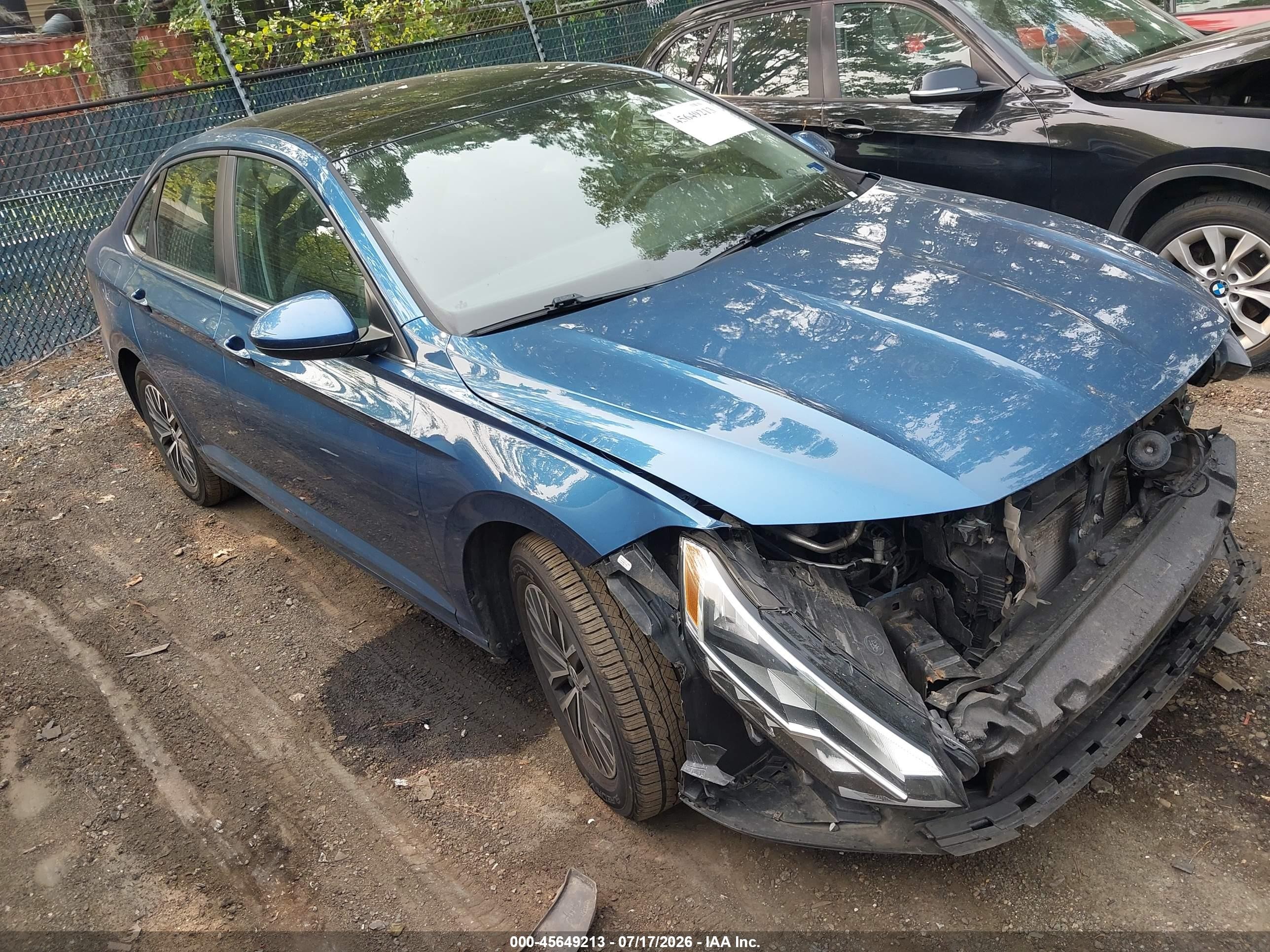 2021 Volkswagen Jetta S, VIN 3VWC57BU4MM004611 — Front end