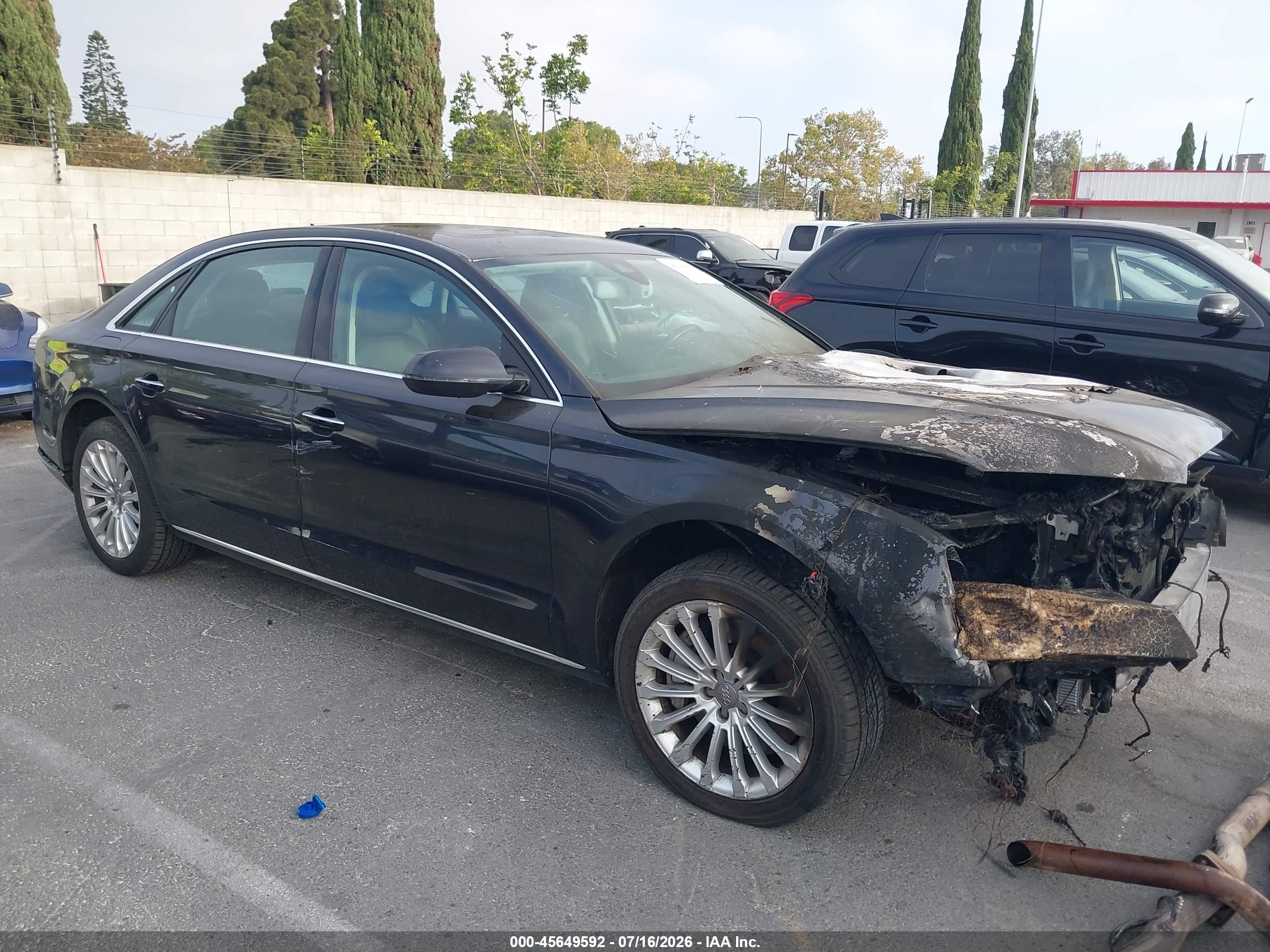 2015 Audi A8 4.0T, VIN WAU32AFDXFN031241 — Engine fire