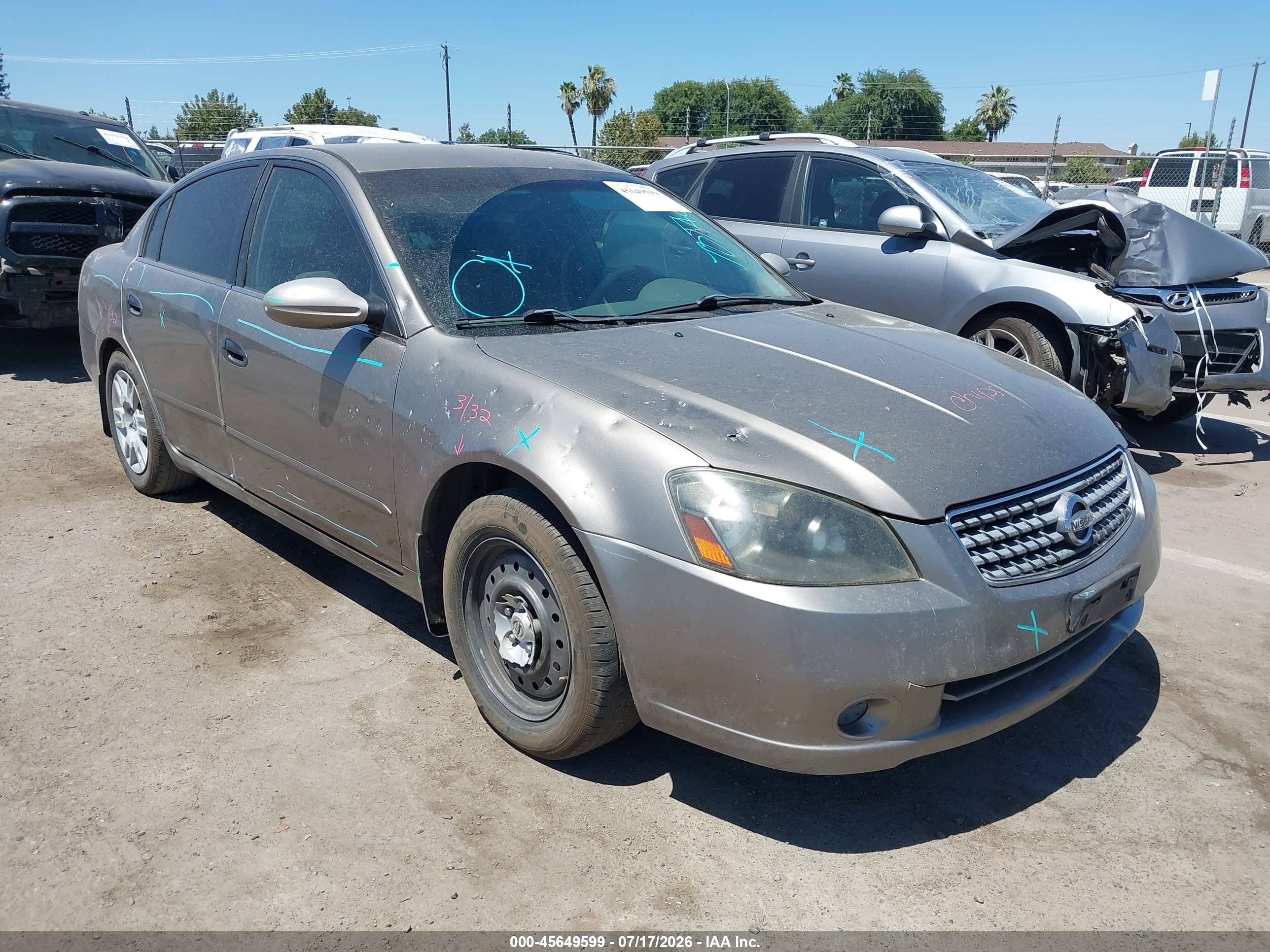 2005 Nissan Altima S, VIN 1N4AL11D85C198115 — Side