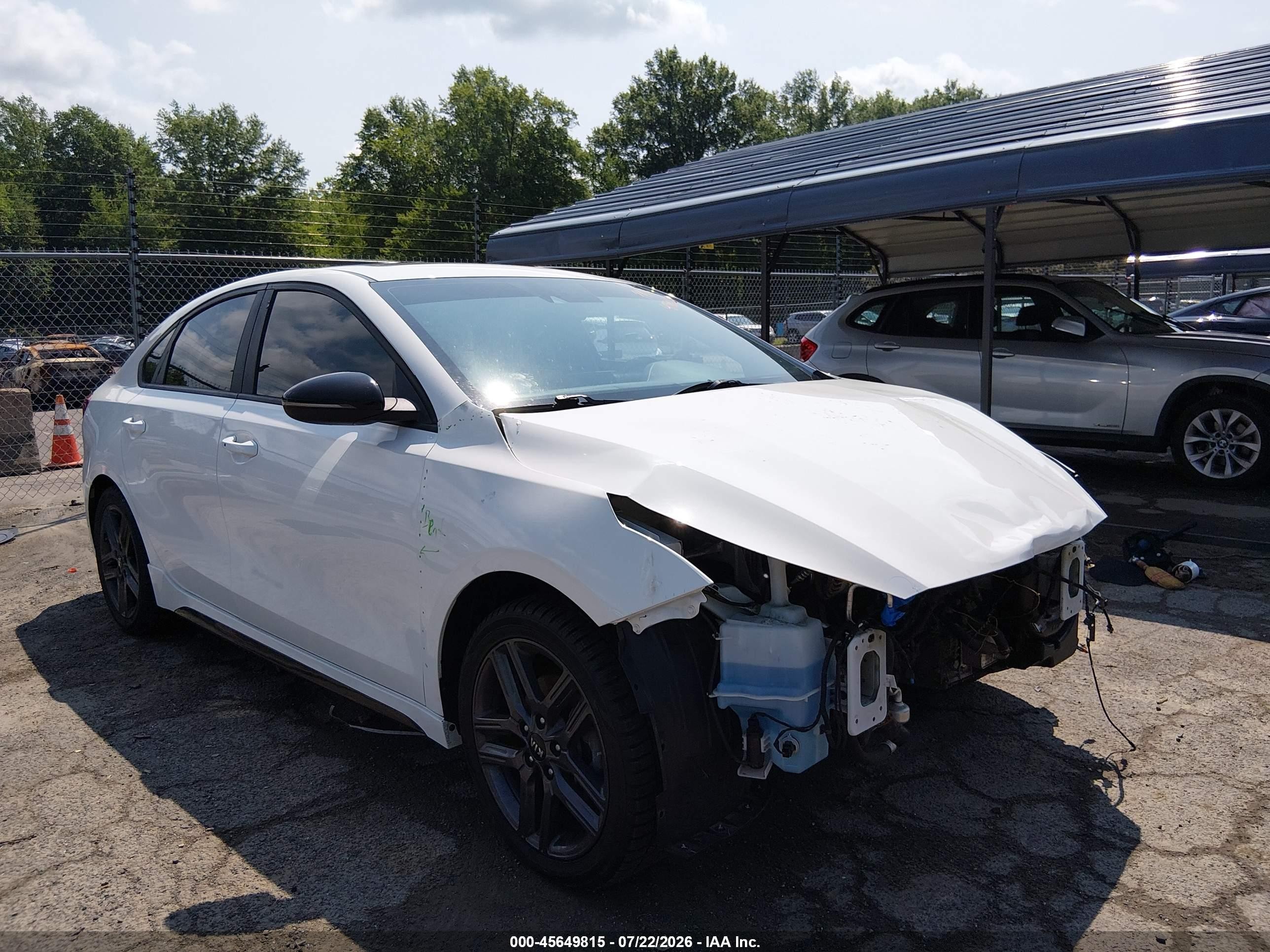 2021 Kia Forte GT-Line, VIN 3KPF34AD5ME332300 — Front end