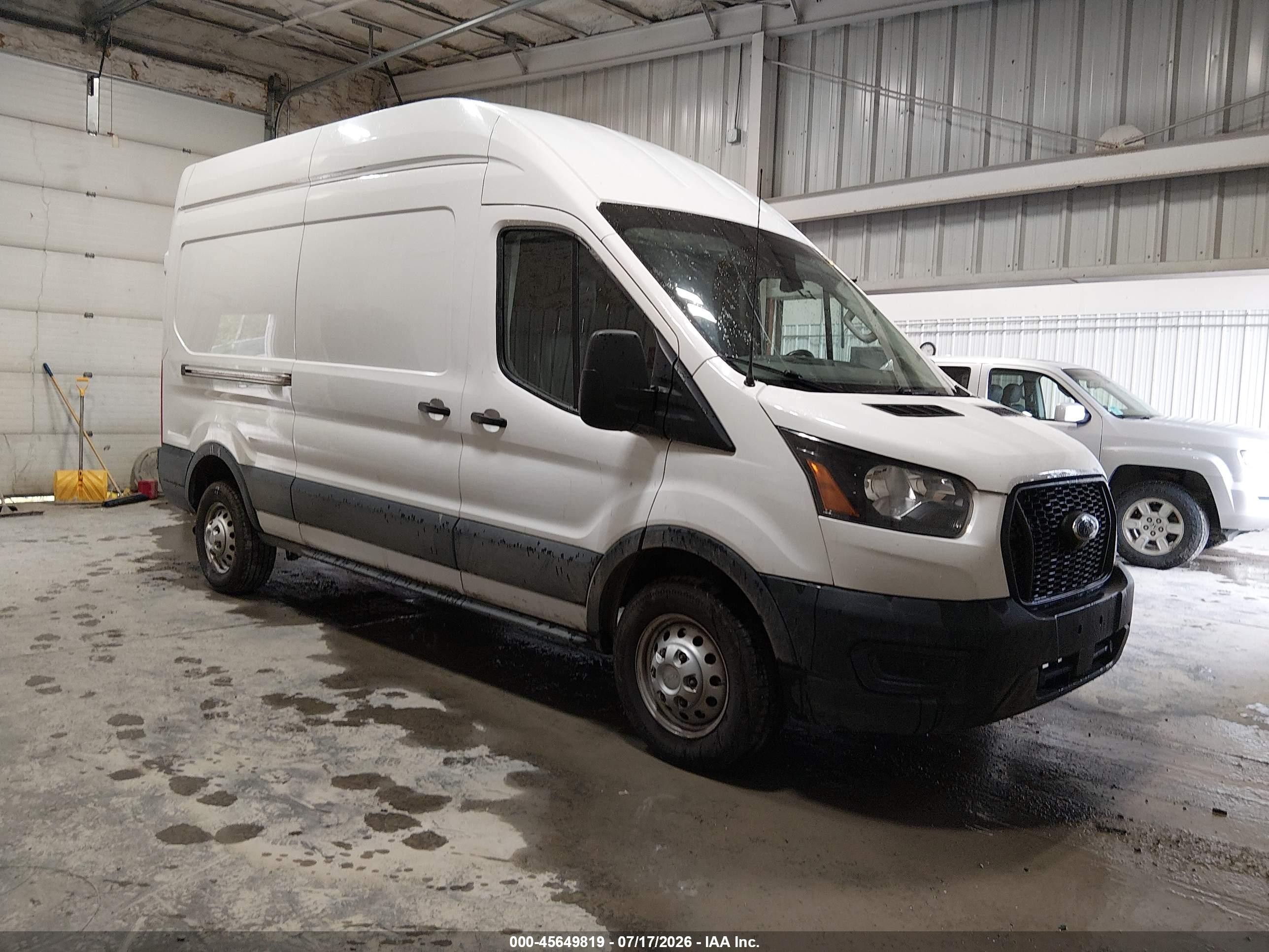 2022 Ford Transit Cargo, VIN 1FTBR2X84NKA63863 — Front end