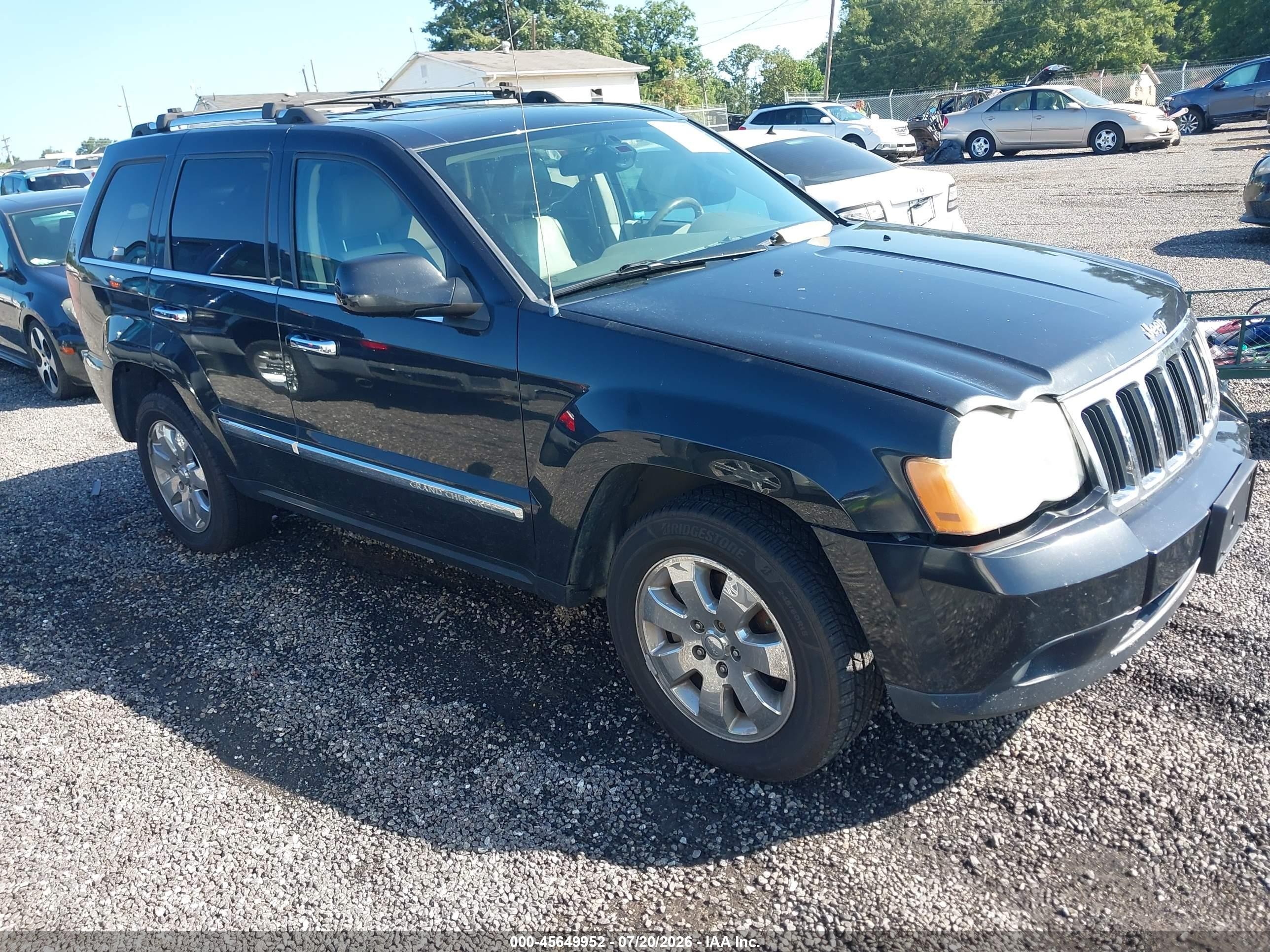 2010 Jeep Grand Cherokee Limited, VIN 1J4RS5GT8AC121402 — Normal wear