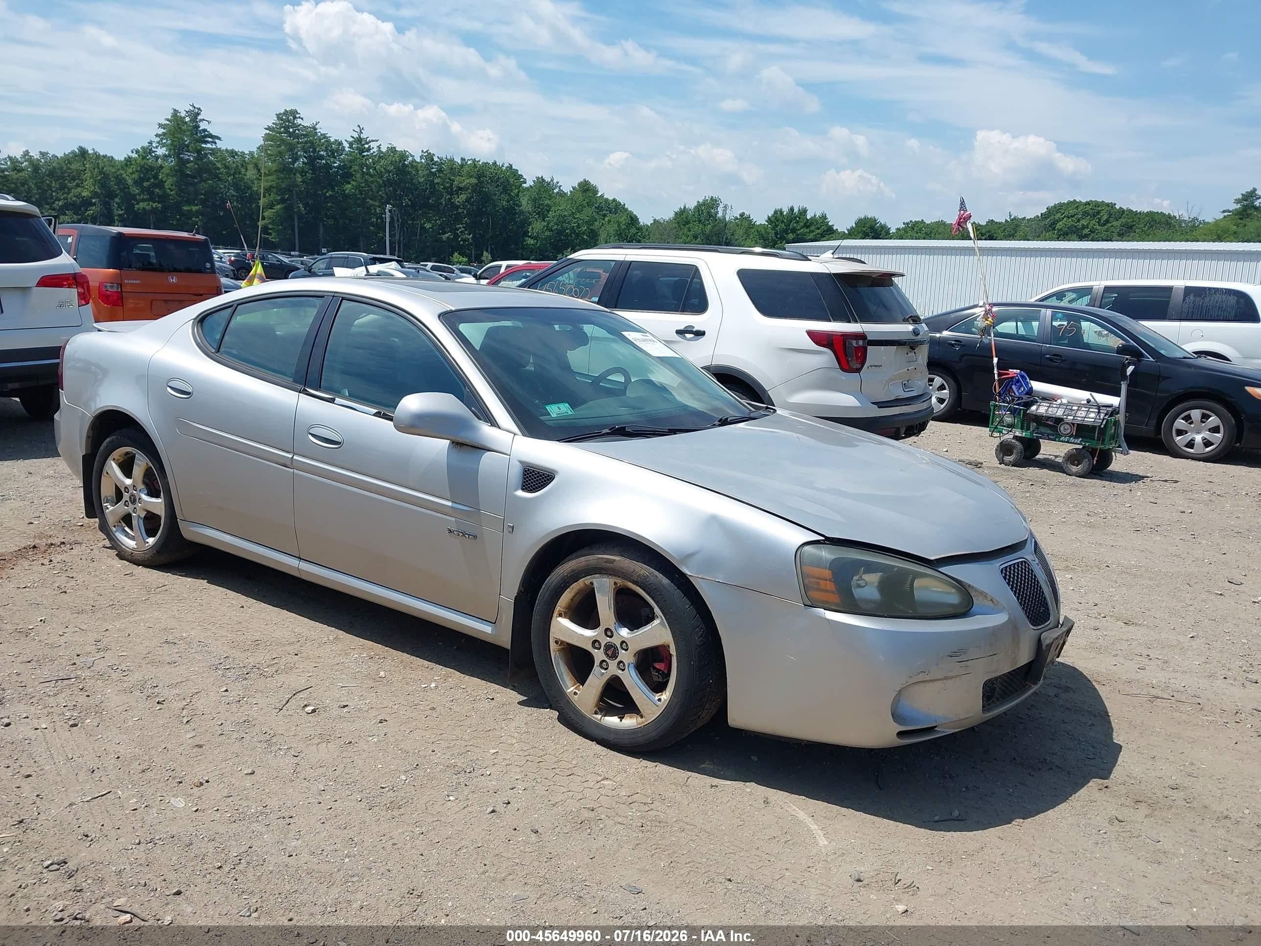 2006 Pontiac Grand Prix GXP, VIN 2G2WC55C261253839 — Normal wear