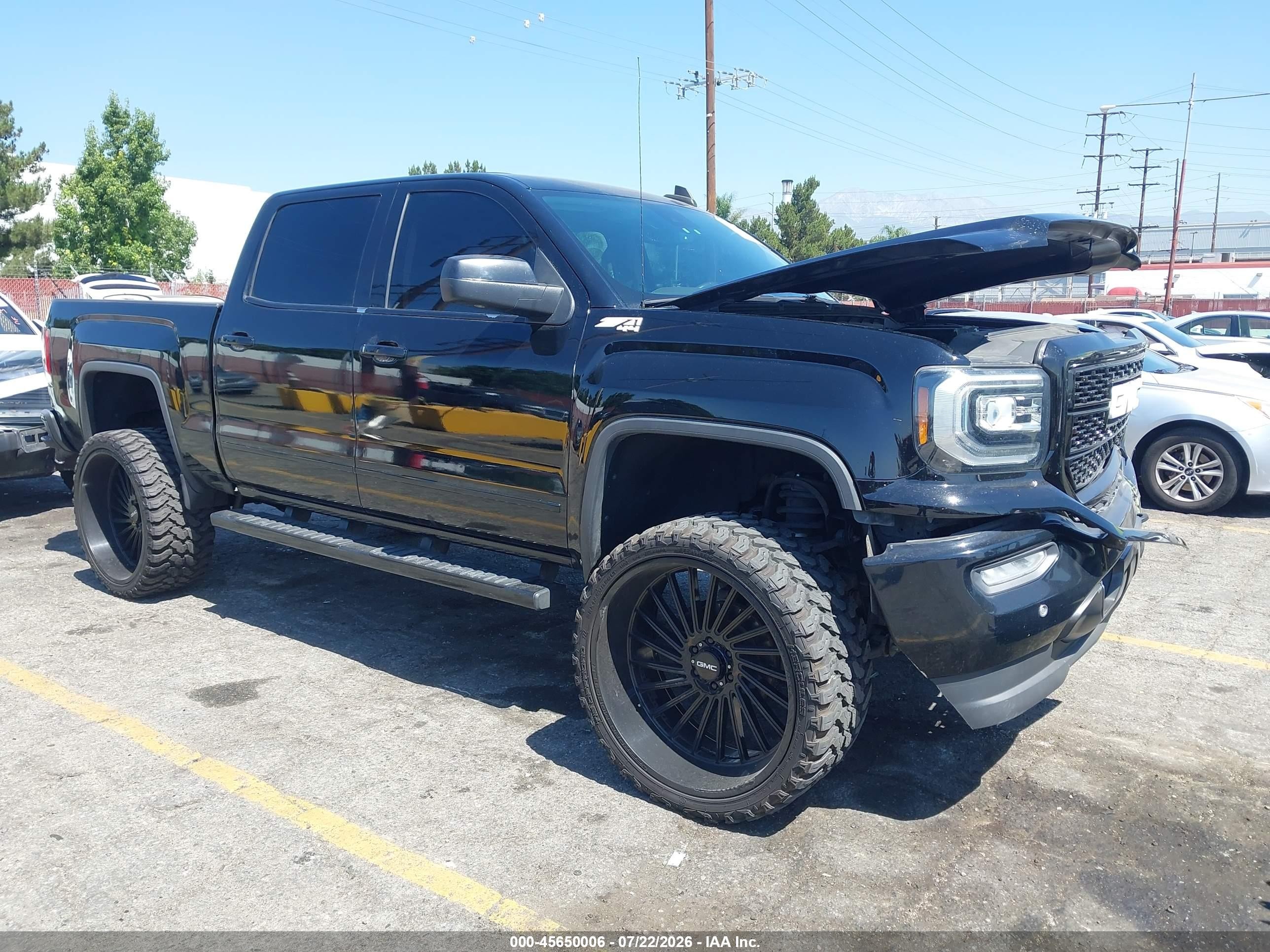 2018 GMC Sierra 1500 SLT, VIN 3GTU2NEC4JG185579 — Front end