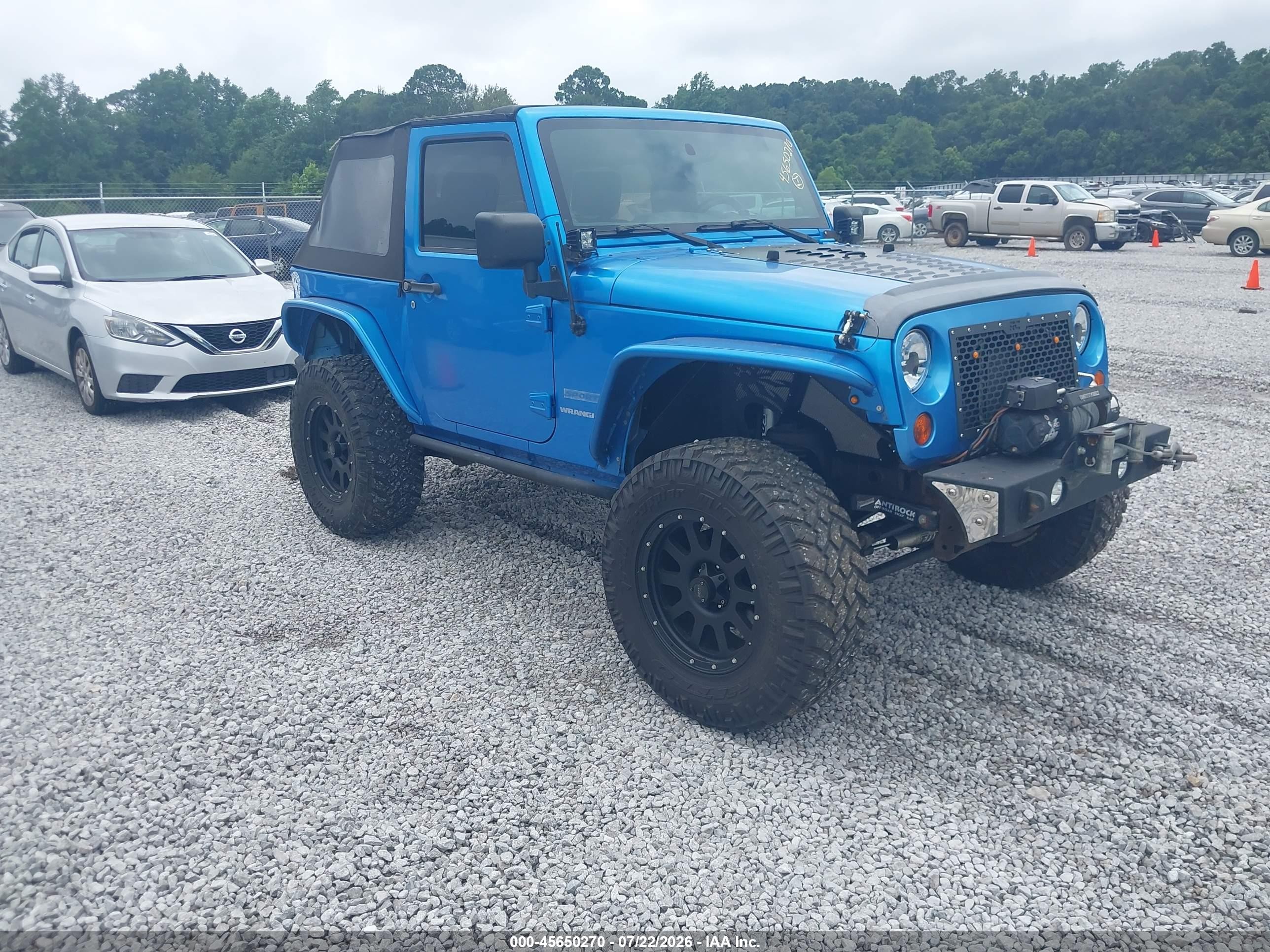2010 Jeep Wrangler Sport, VIN 1J4AA2D15AL136991 — Rear end