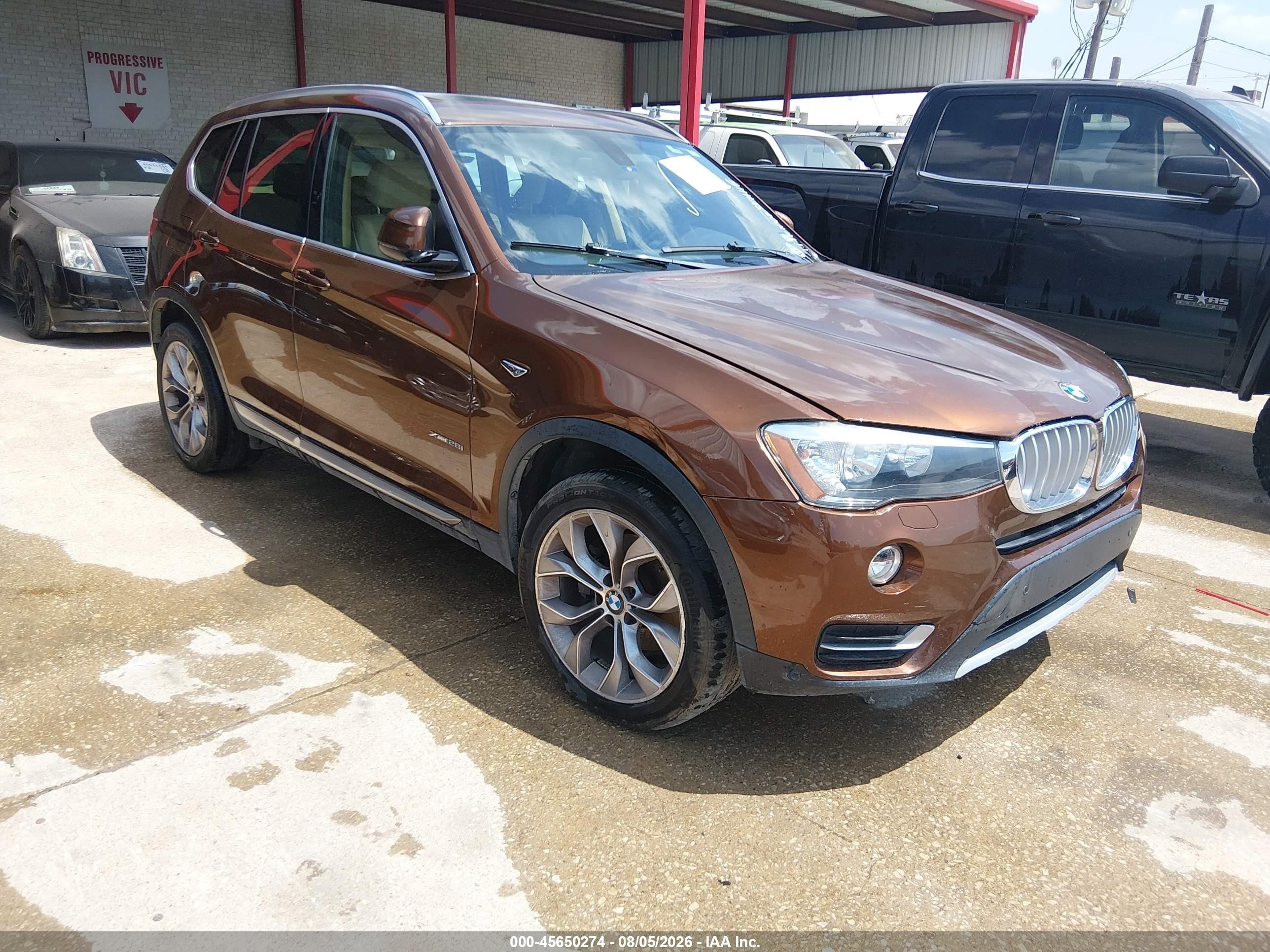 2017 BMW X3 xDrive28i, VIN 5UXWX9C38H0W71118 — Normal wear