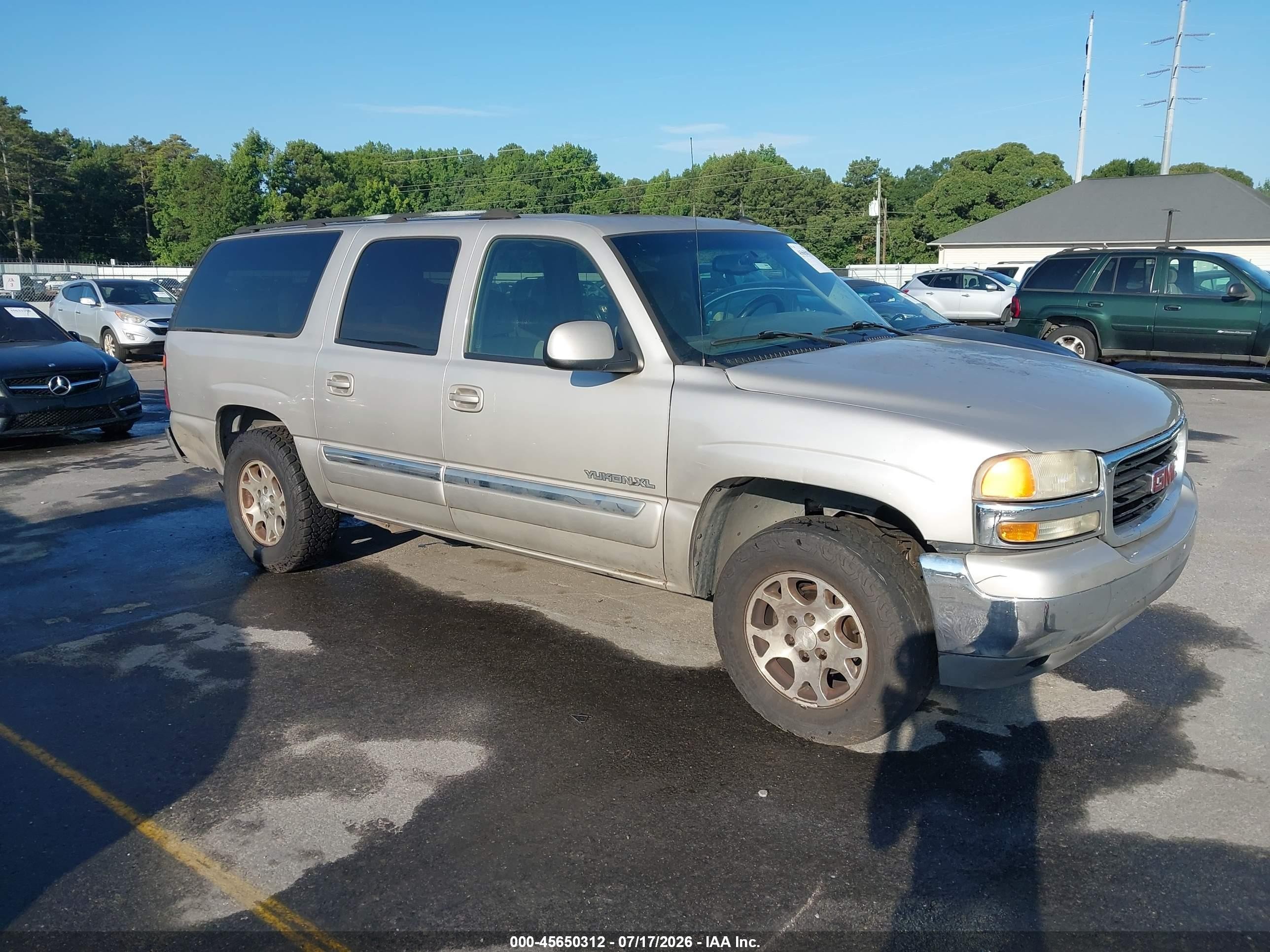 2005 GMC Yukon XL SLT, VIN 1GKEC16Z65R174140 — Normal wear