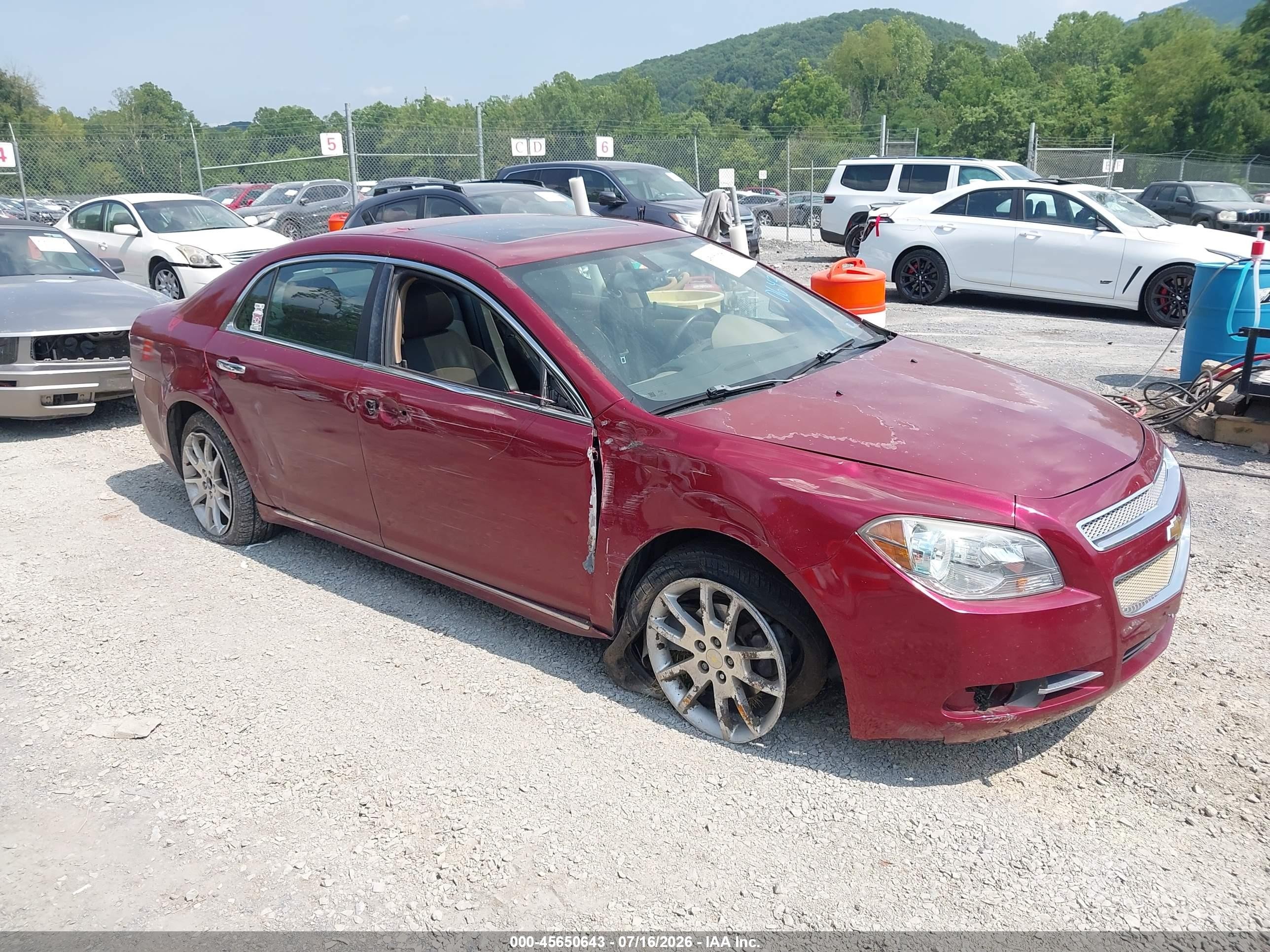2010 Chevrolet Malibu LTZ, VIN 1G1ZE5E70AF155473 — Перед