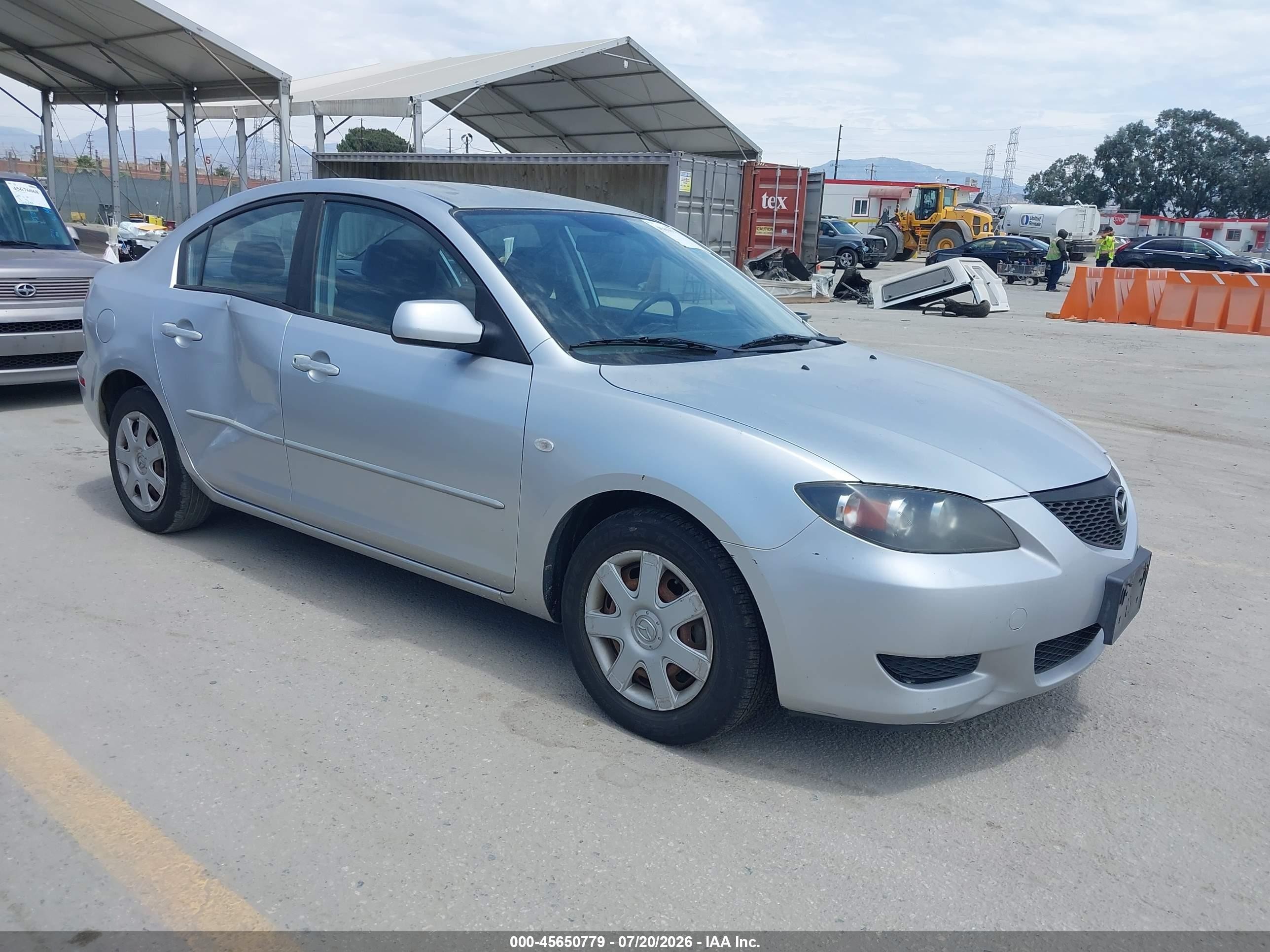 2006 Mazda 3 i Touring, VIN JM1BK12G461404926 — Бок