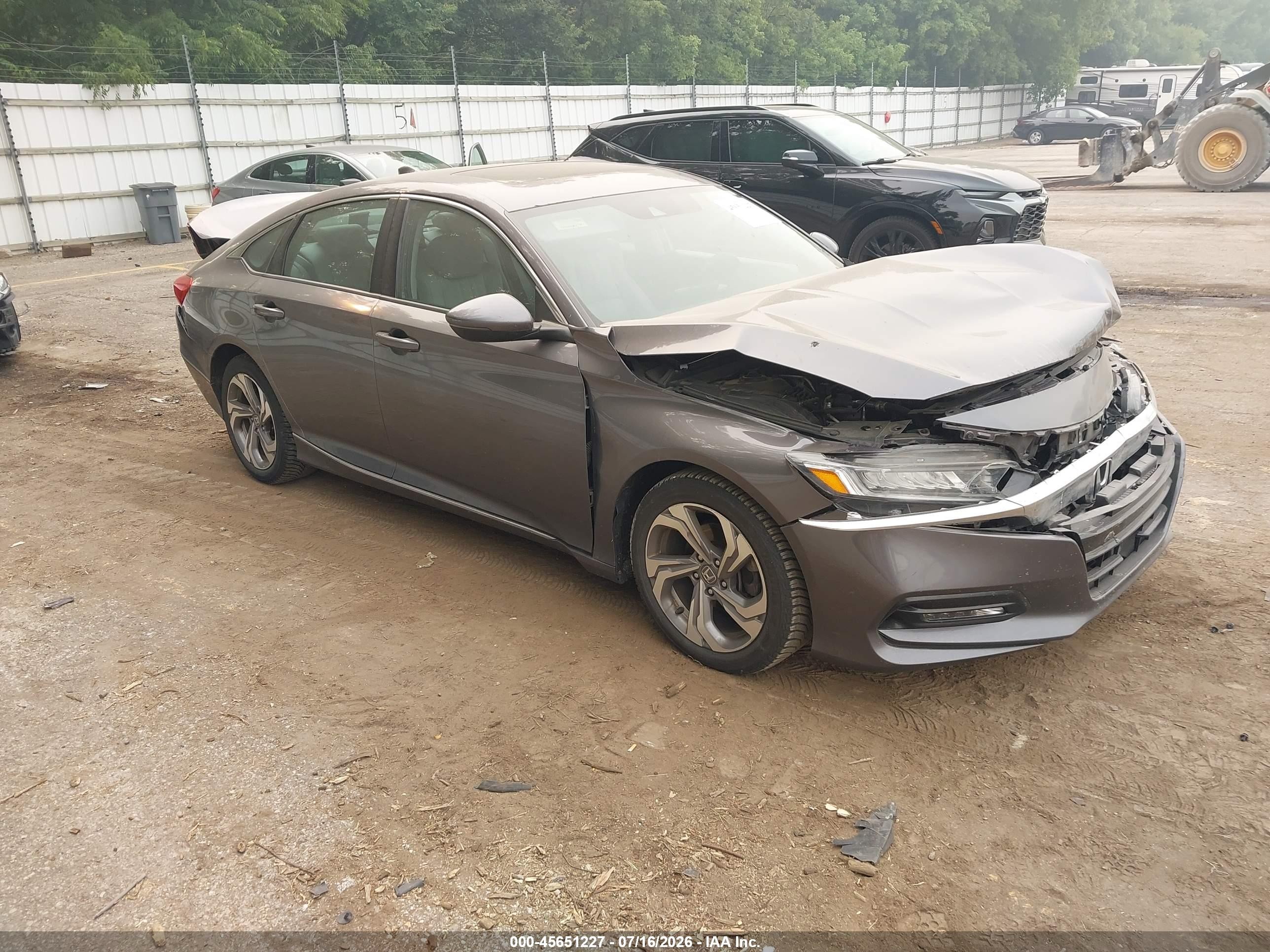 2018 Honda Accord EX-L, VIN 1HGCV1F53JA224044 — Front end