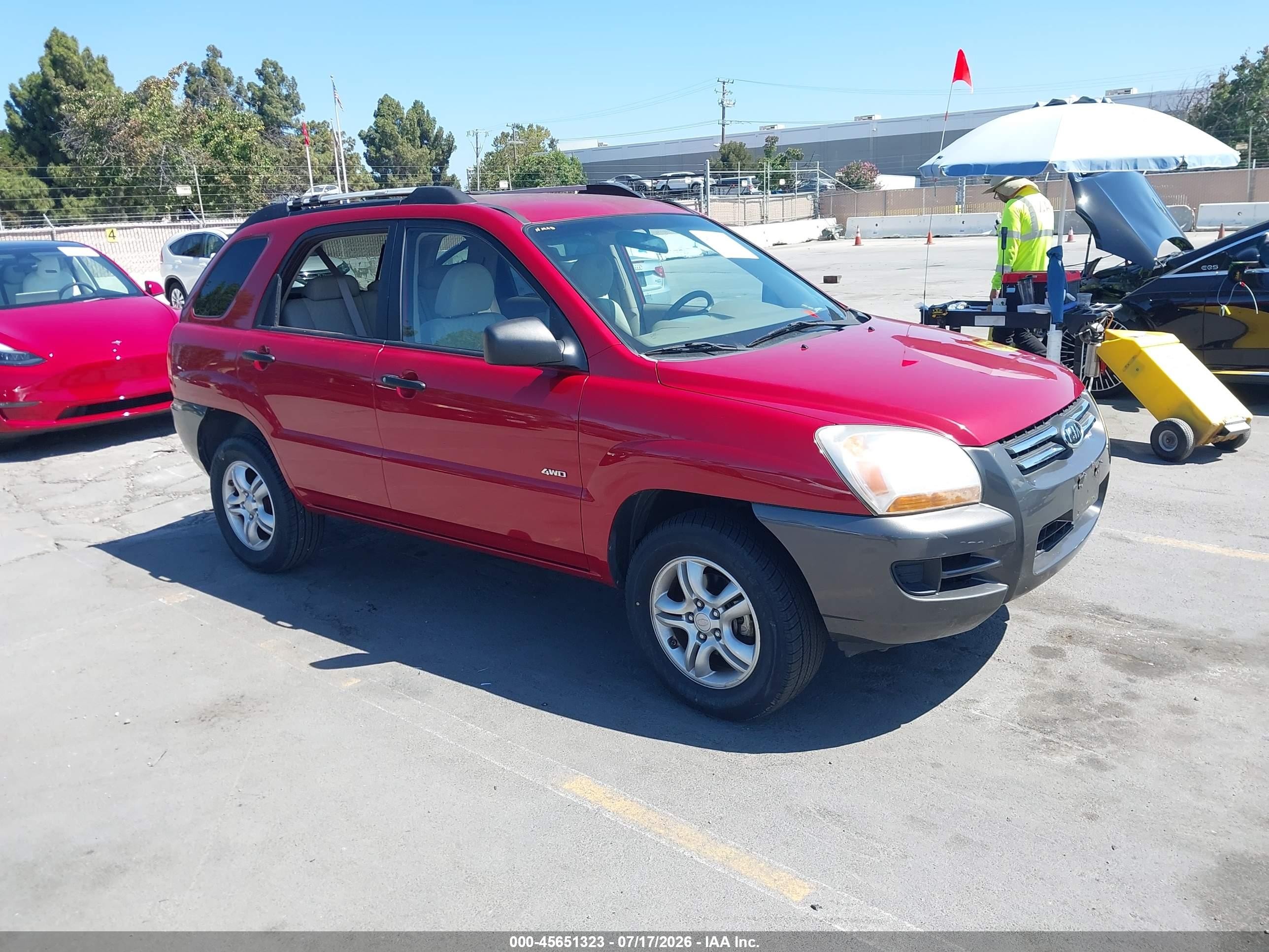 2008 Kia Sportage LX, VIN KNDJE723687478304 — Normal wear