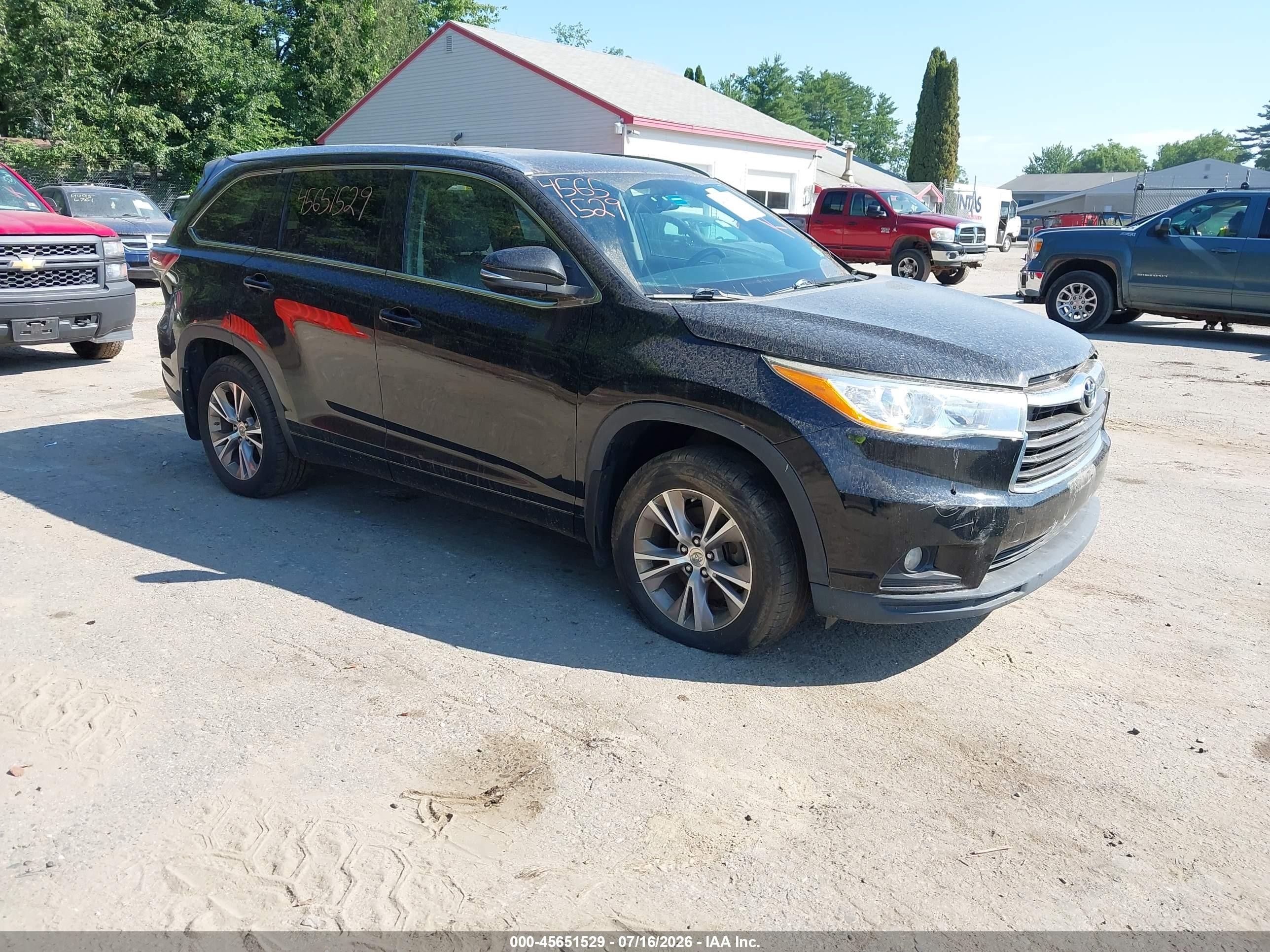 2015 Toyota Highlander XLE, VIN 5TDJKRFH9FS101754 — Not stated