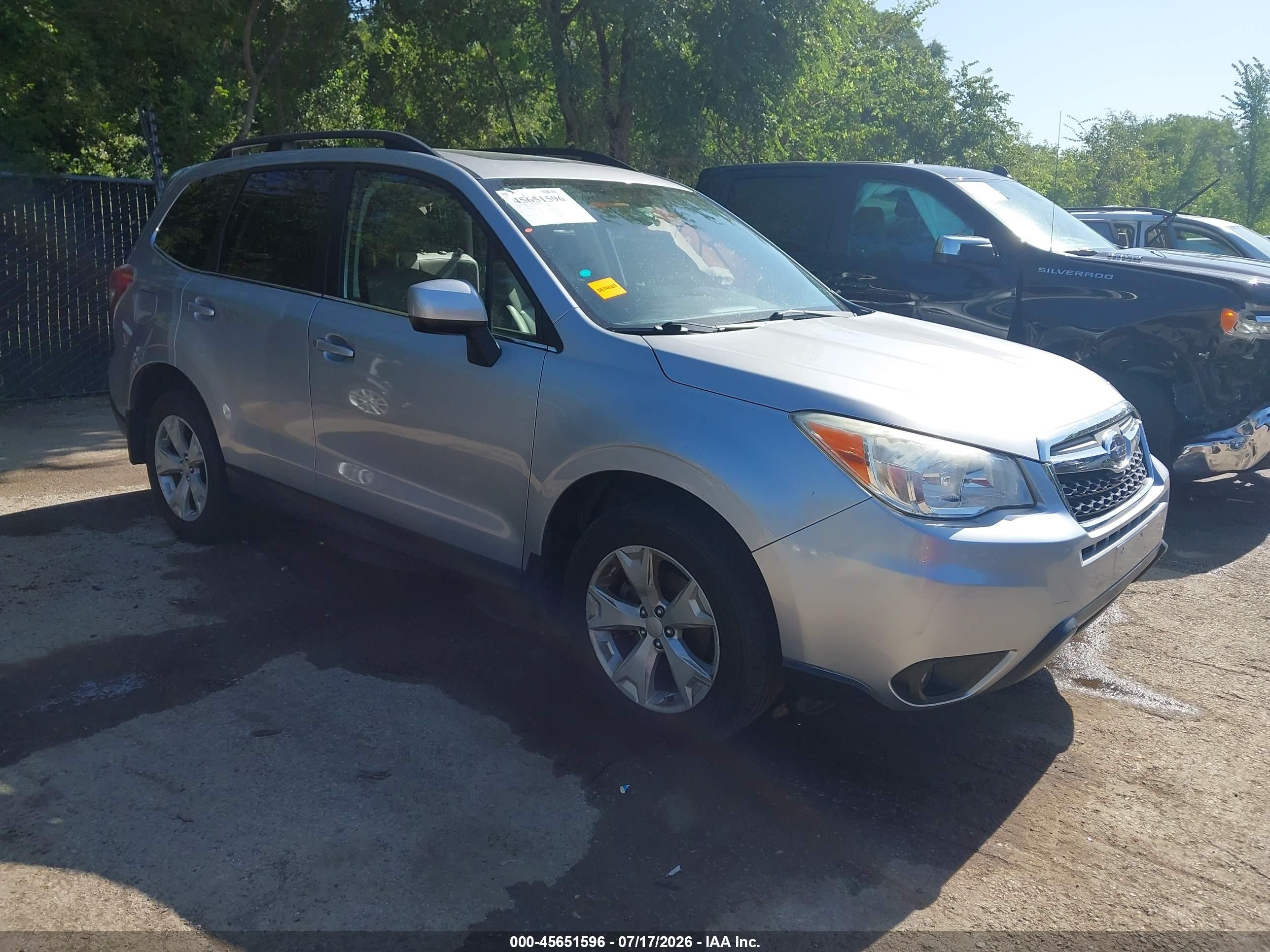 2016 Subaru Forester Limited, VIN JF2SJARC0GH413350 — Бок