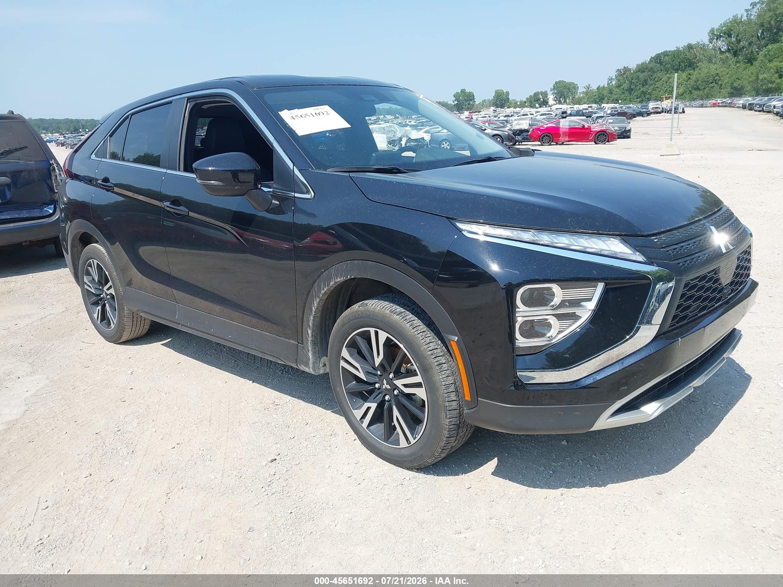 2025 Mitsubishi Eclipse Cross SE, VIN JA4ATWAA7SZ042261 — Front end