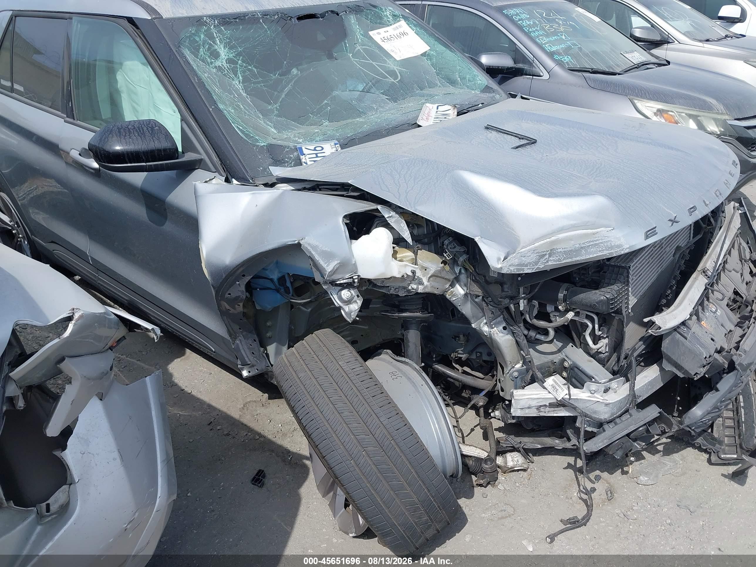 2023 Ford Explorer XLT, VIN 1FMSK8DH0PGA75750 — Front end