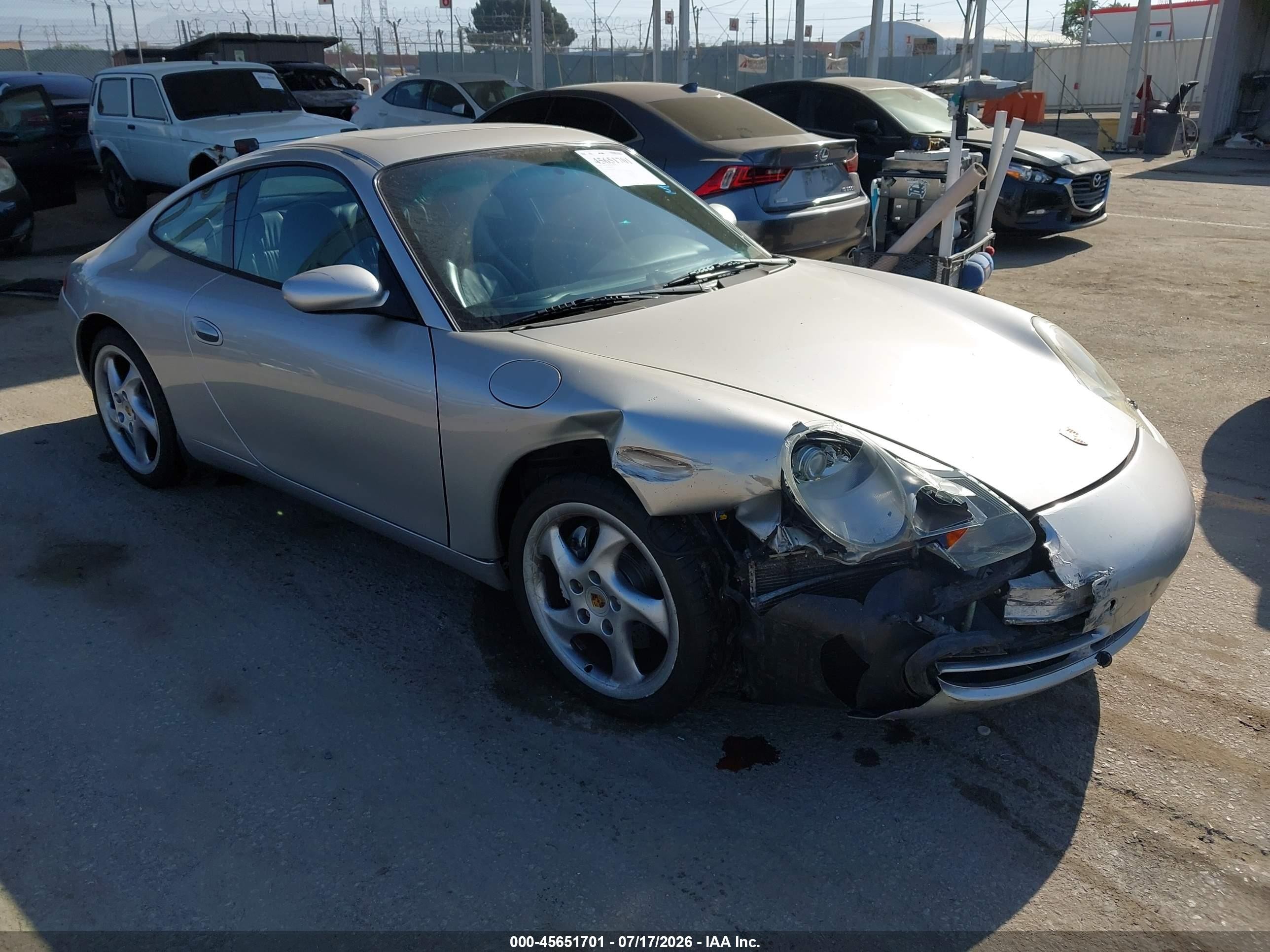 2001 Porsche 911, VIN WP0AA29981S623368 — Front end