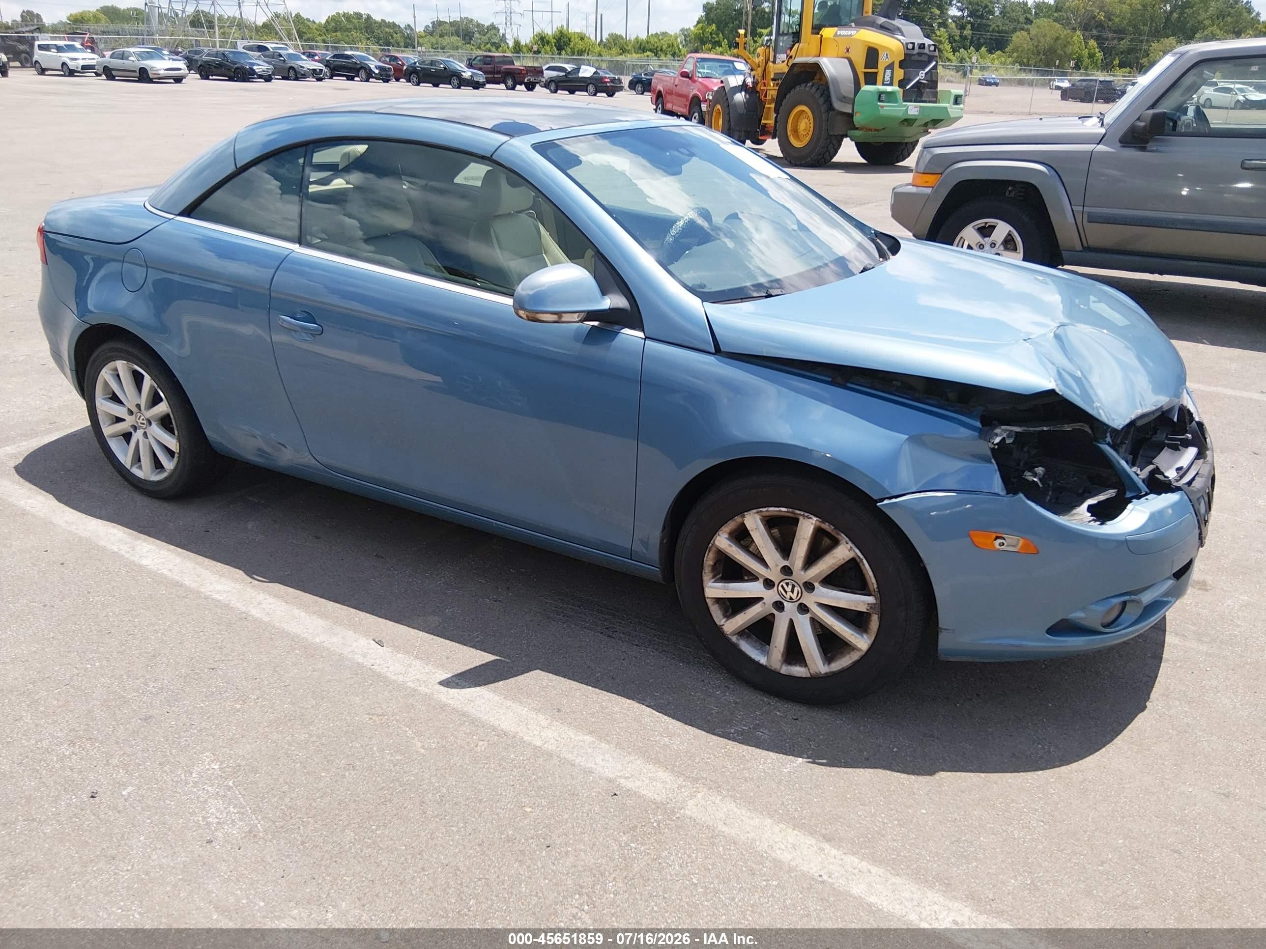 2007 Volkswagen Eos 2.0T, VIN WVWFA71F07V039641 — Front end