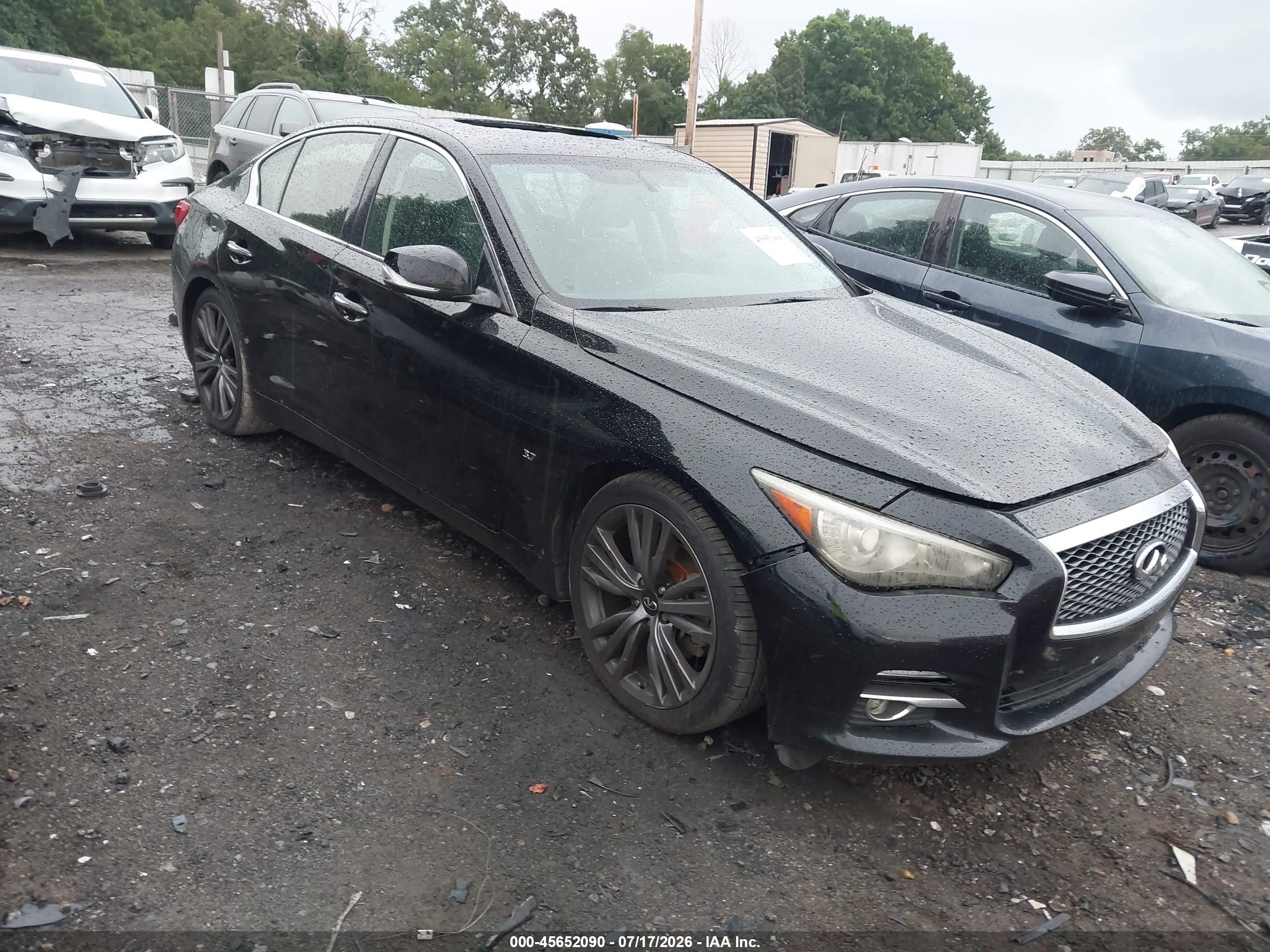 2014 Infiniti Q50 Premium, VIN JN1BV7APXEM683844 — Перед