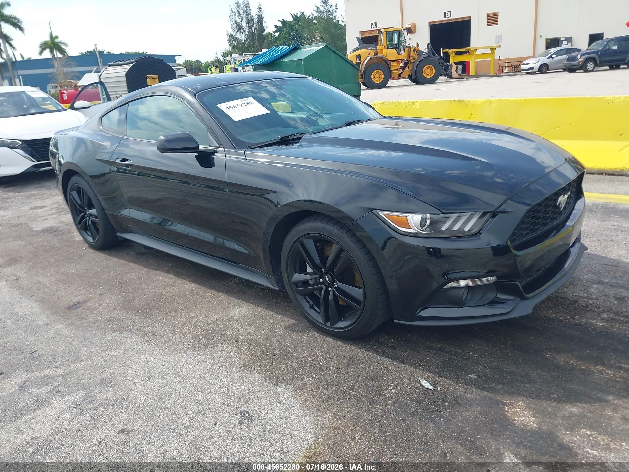 2016 Ford Mustang EcoBoost Premium, VIN 1FA6P8TH1G5309355 — Normal wear