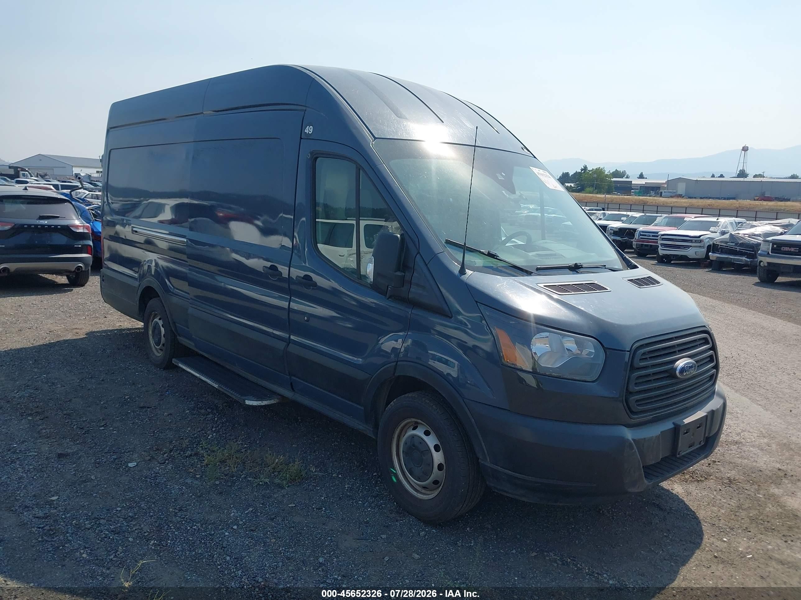 2019 Ford Transit, VIN 1FTYR3XMXKKB29065 — Rear end