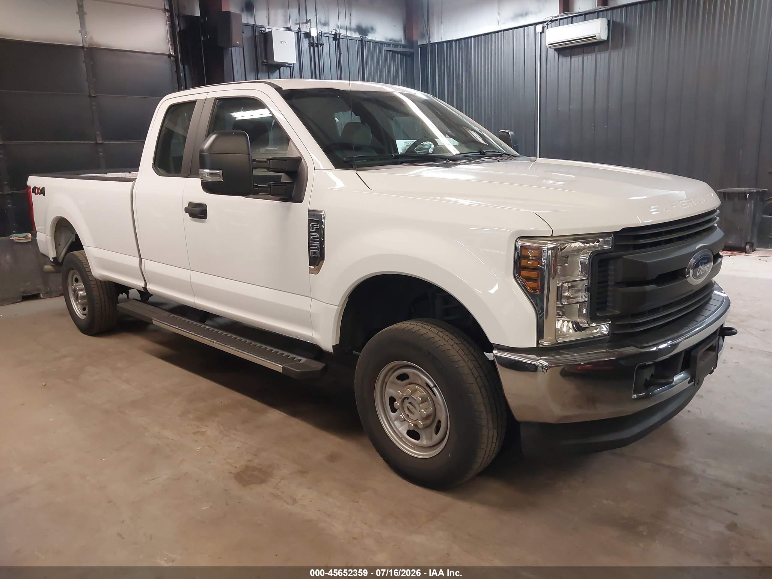 2018 Ford F-250 XLT, VIN 1FT7X2B62JEC83951 — Rear end