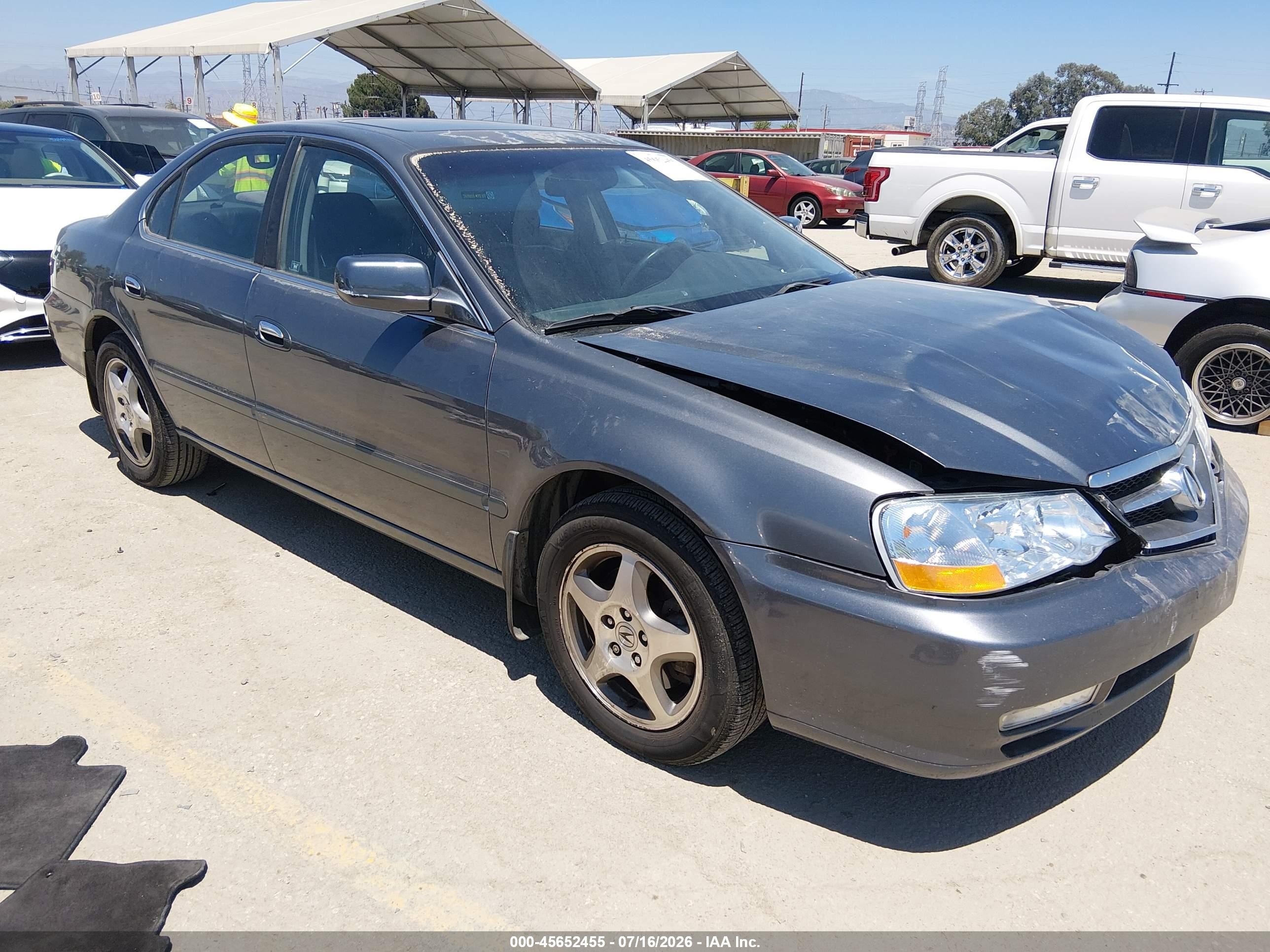 2003 Acura TL, VIN 19UUA56633A054674 — Перед
