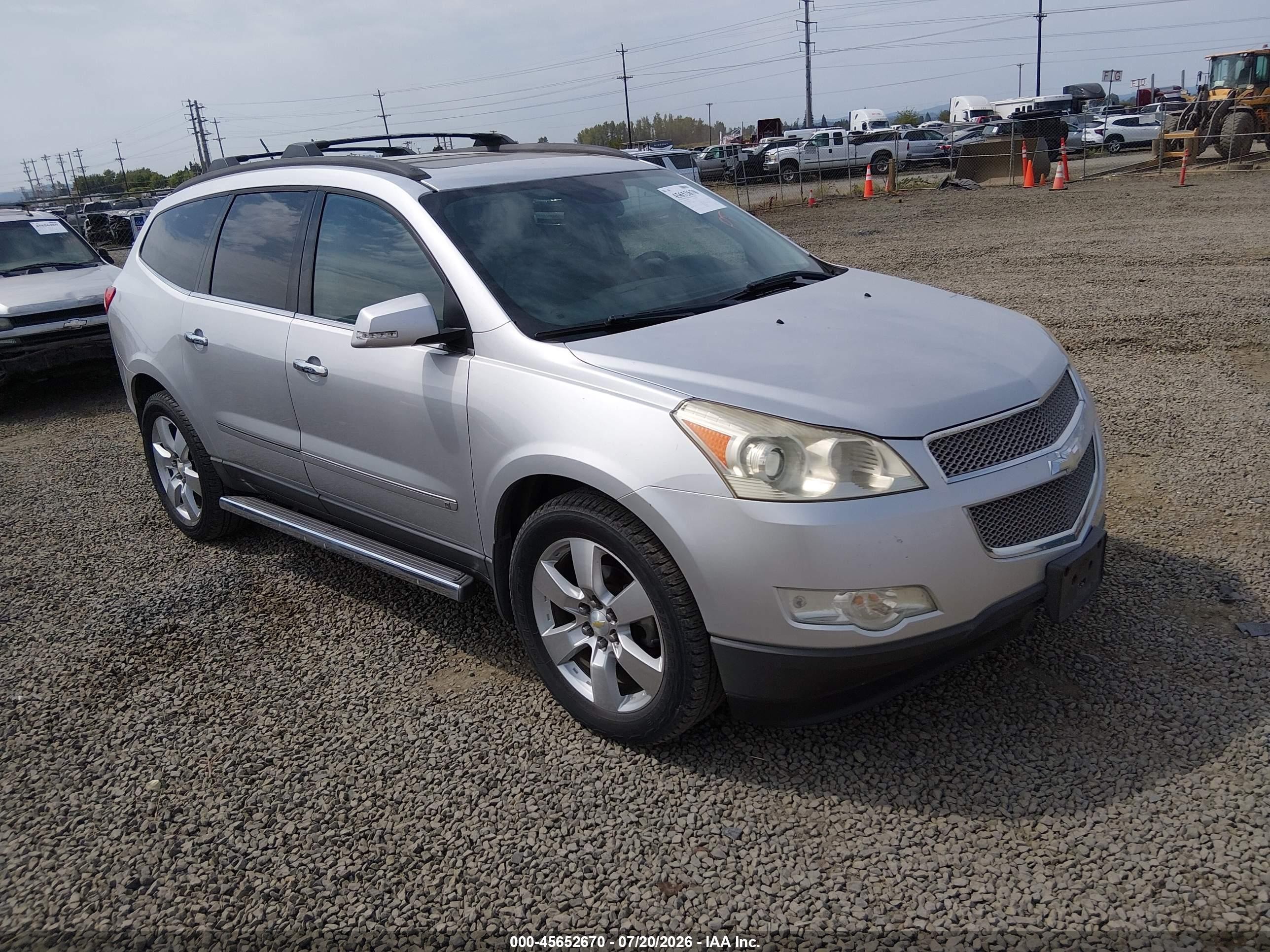 2009 Chevrolet Traverse LTZ, VIN 1GNEV33D59S104242 — Normal wear