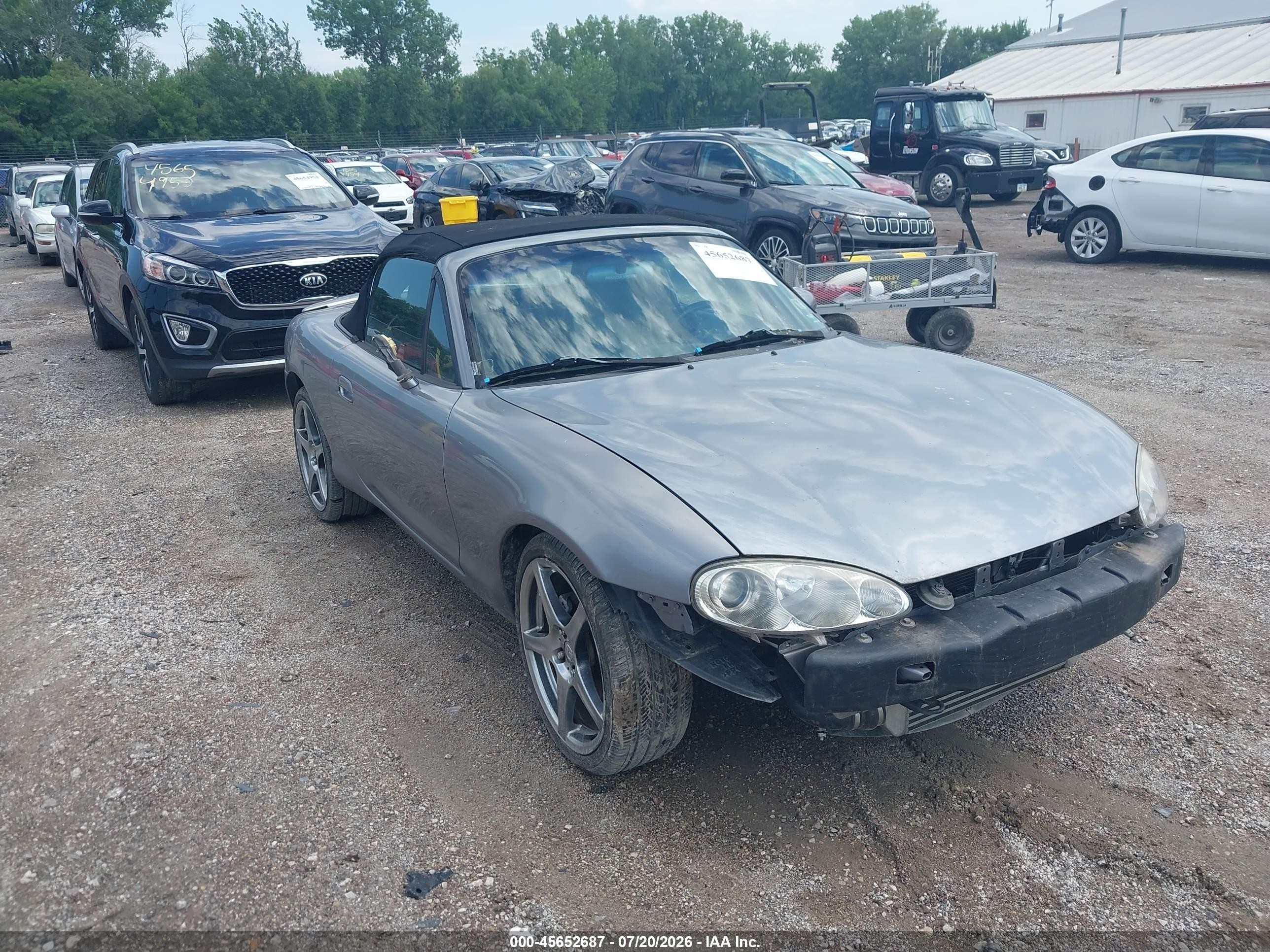 2004 Mazda MX-5 Miata Mazdaspeed, VIN JM1NB354240409653 — Normal wear