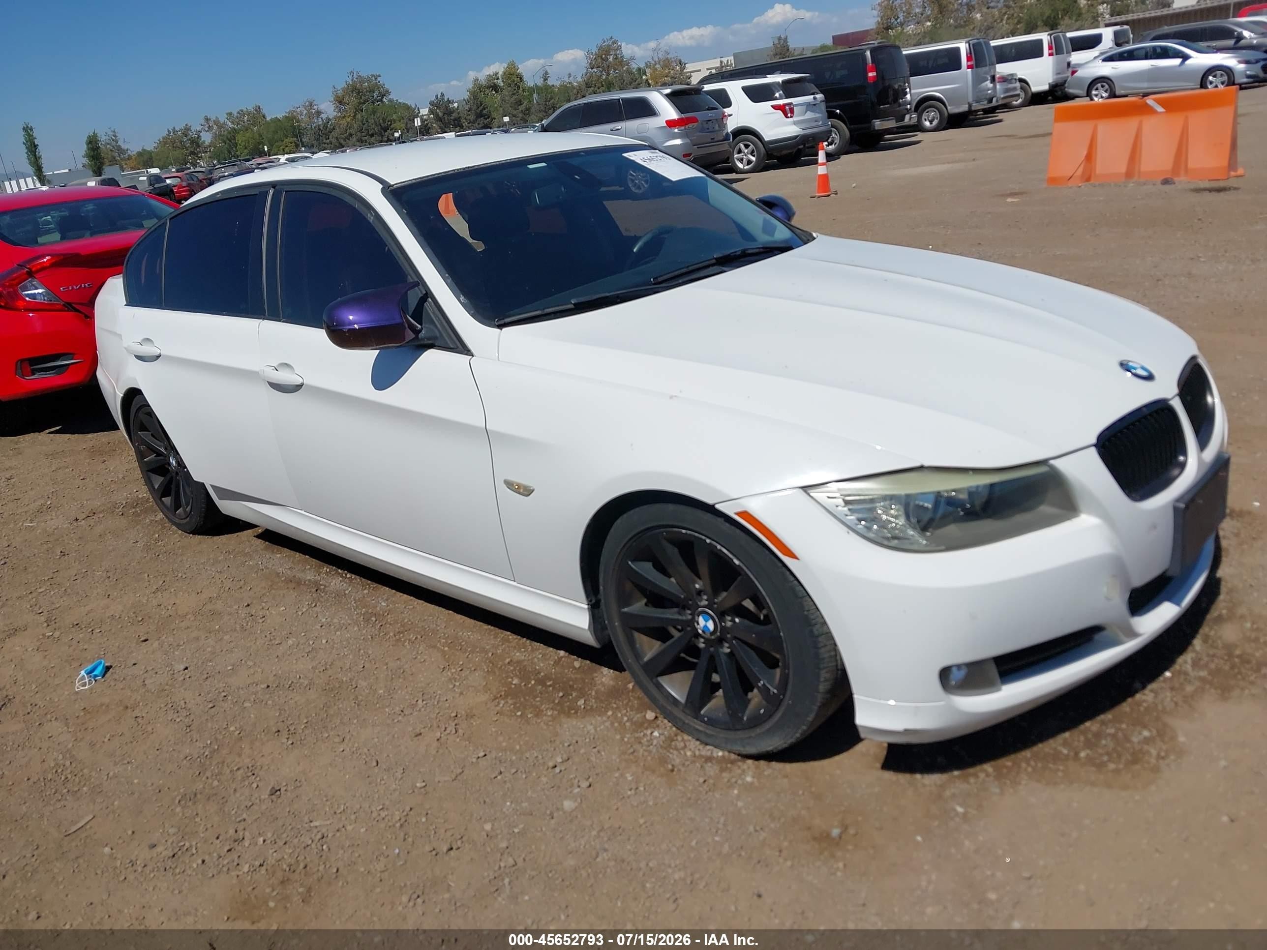2011 BMW 3 Series 328i, VIN WBAPH5G52BNM83810 — Normal wear