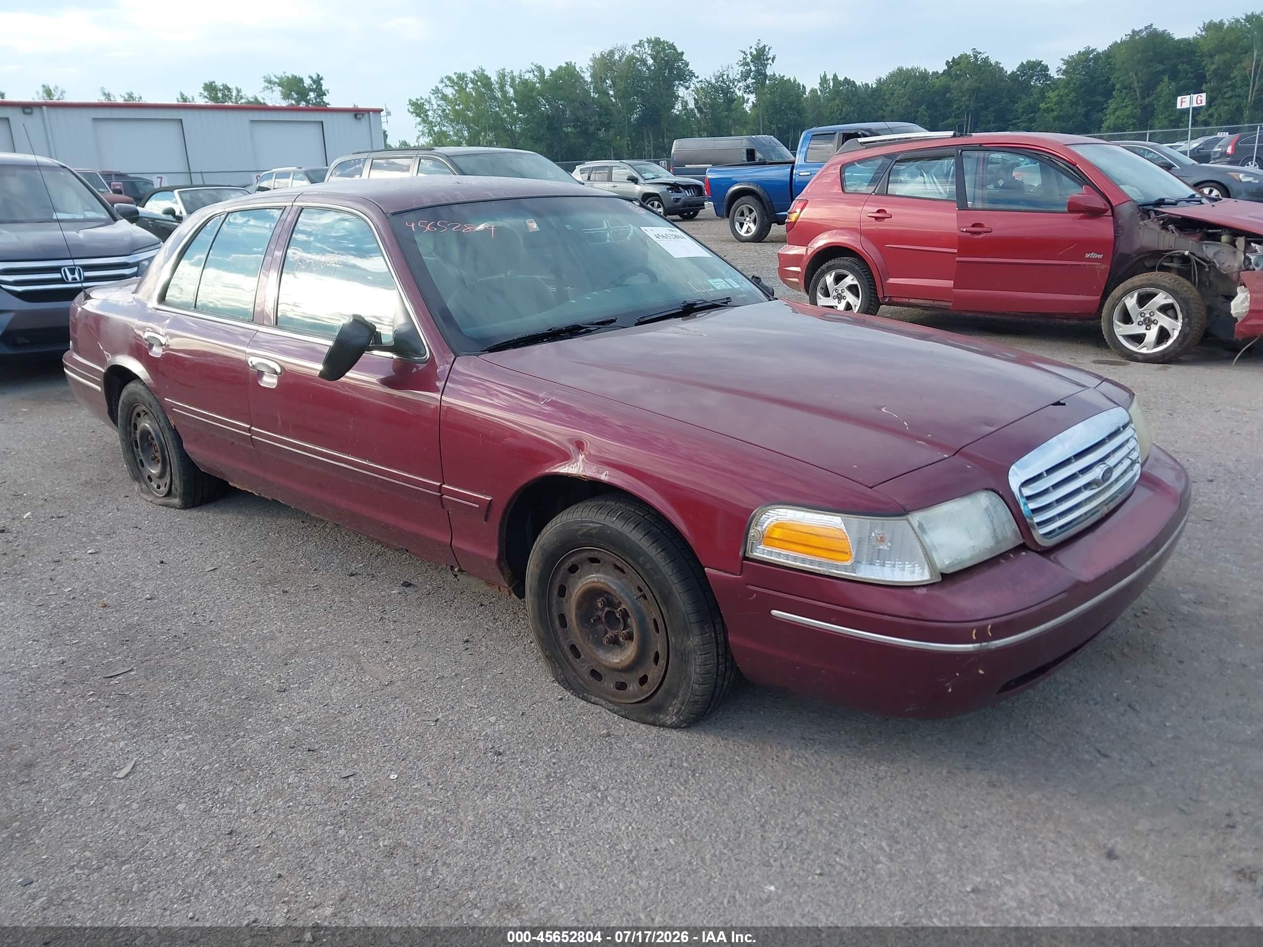 2005 Ford Police Interceptor, VIN 2FAFP71W95X107872 — Vandalism