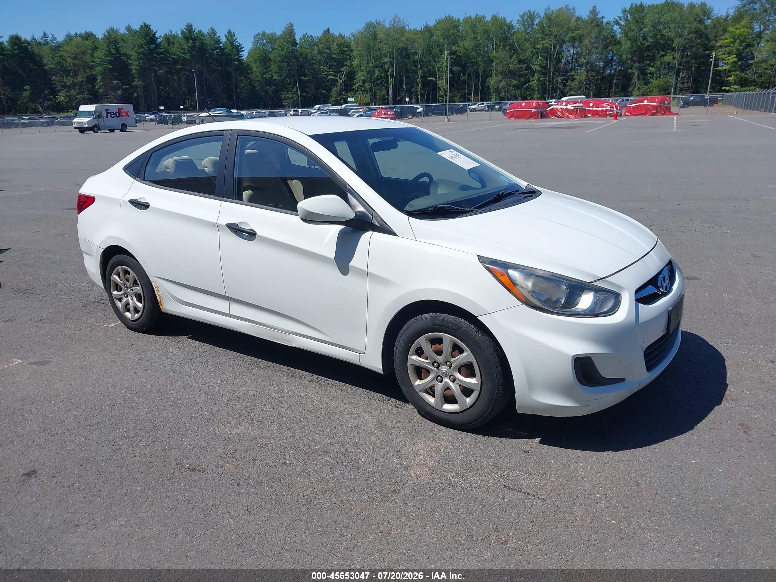 2012 Hyundai Accent GLS, VIN KMHCT4AE6CU066468 — Normal wear