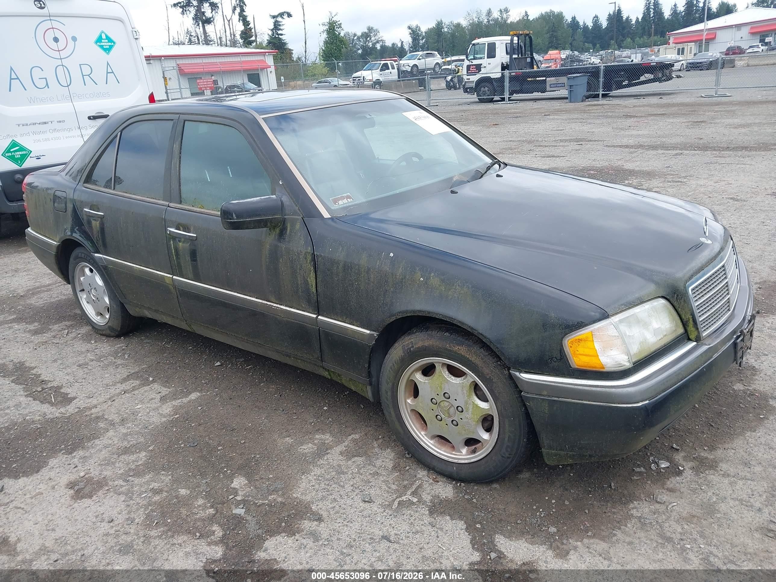 1997 Mercedes-Benz C 230/260/280/320, VIN WDBHA28E2VF503883 — Normal wear