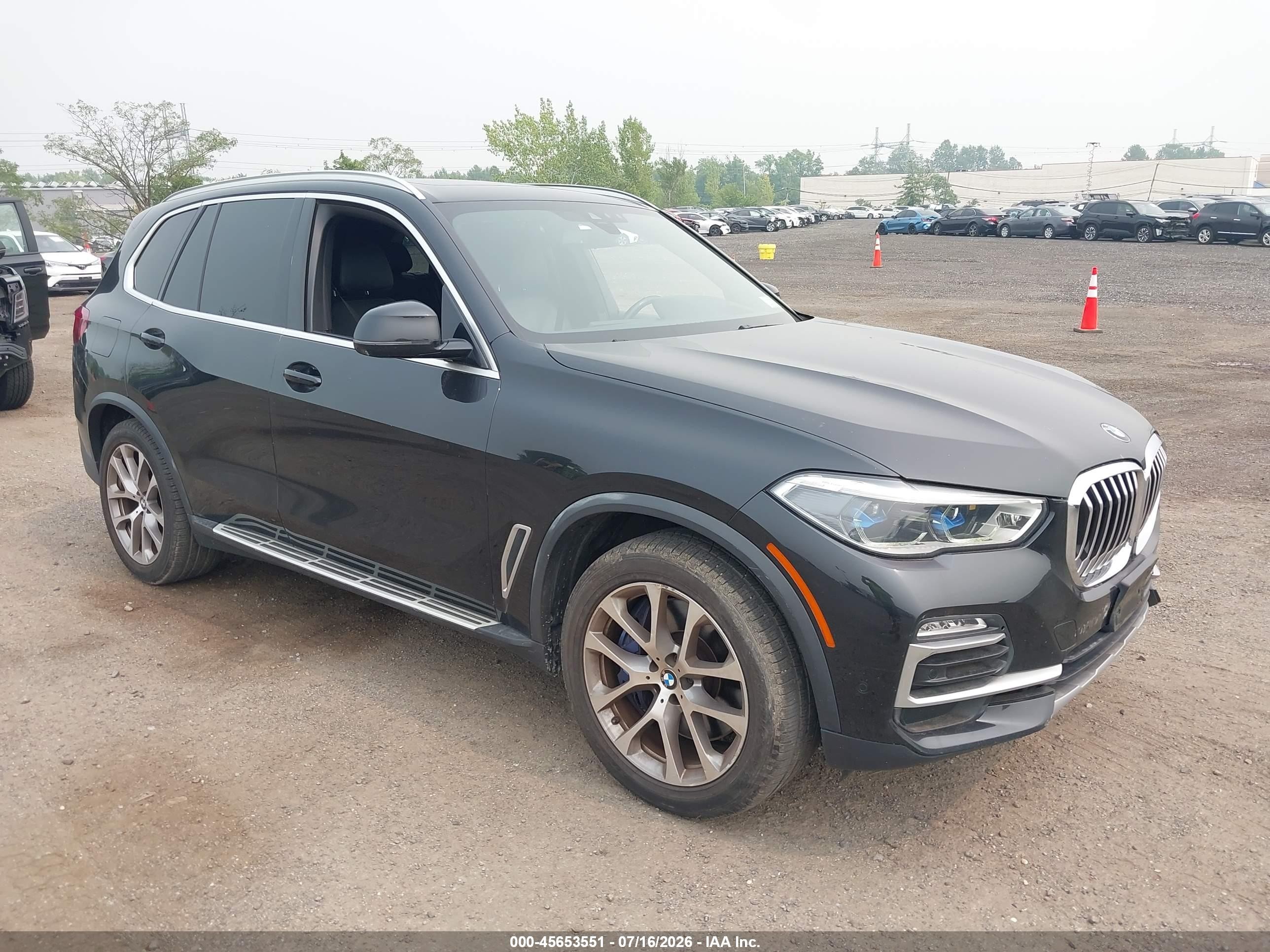 2019 BMW X5 xDrive40i, VIN 5UXCR6C56KLK86224 — Rear end