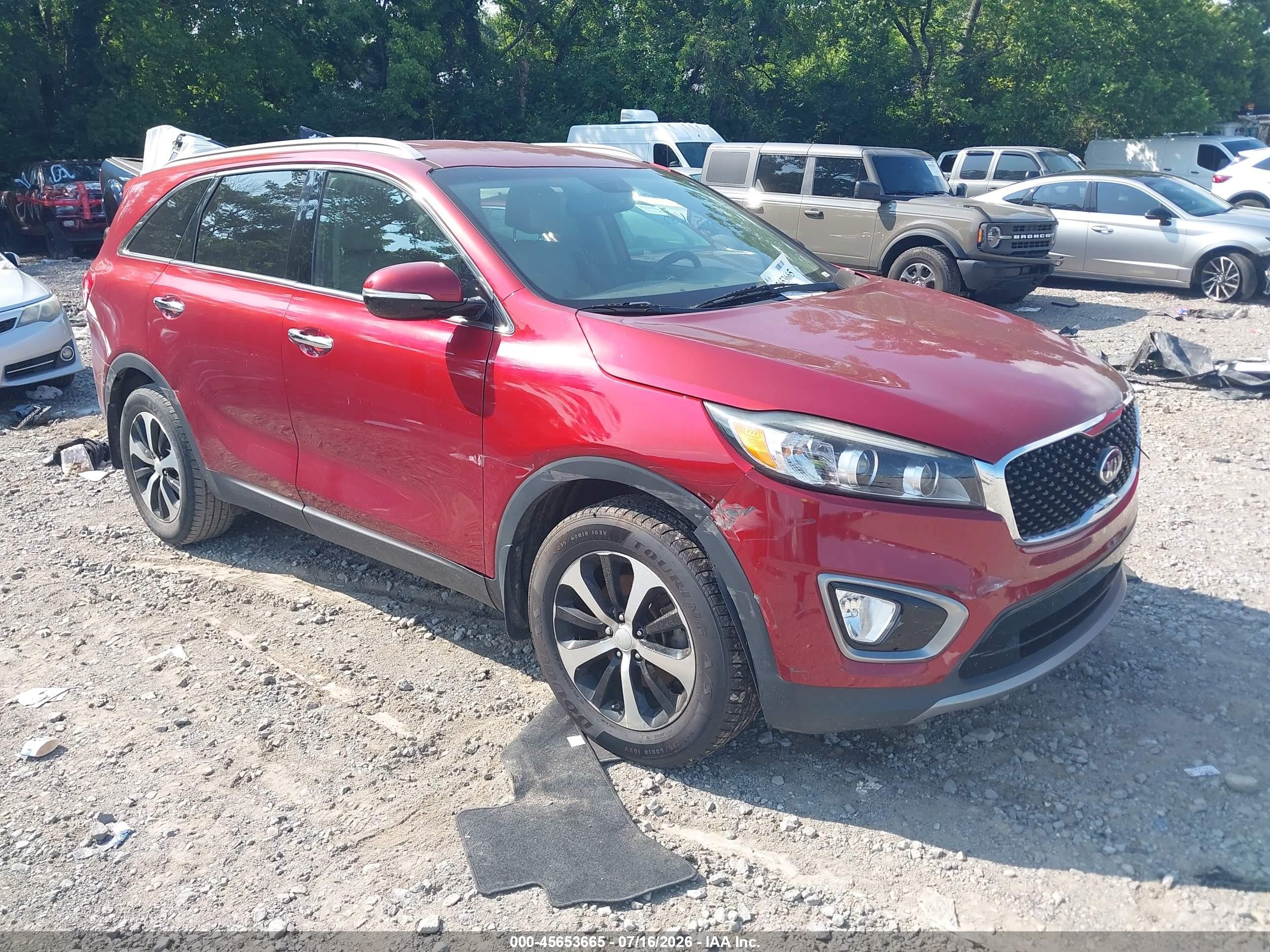 2017 Kia Sorento EX, VIN 5XYPH4A15HG193905 — Normal wear