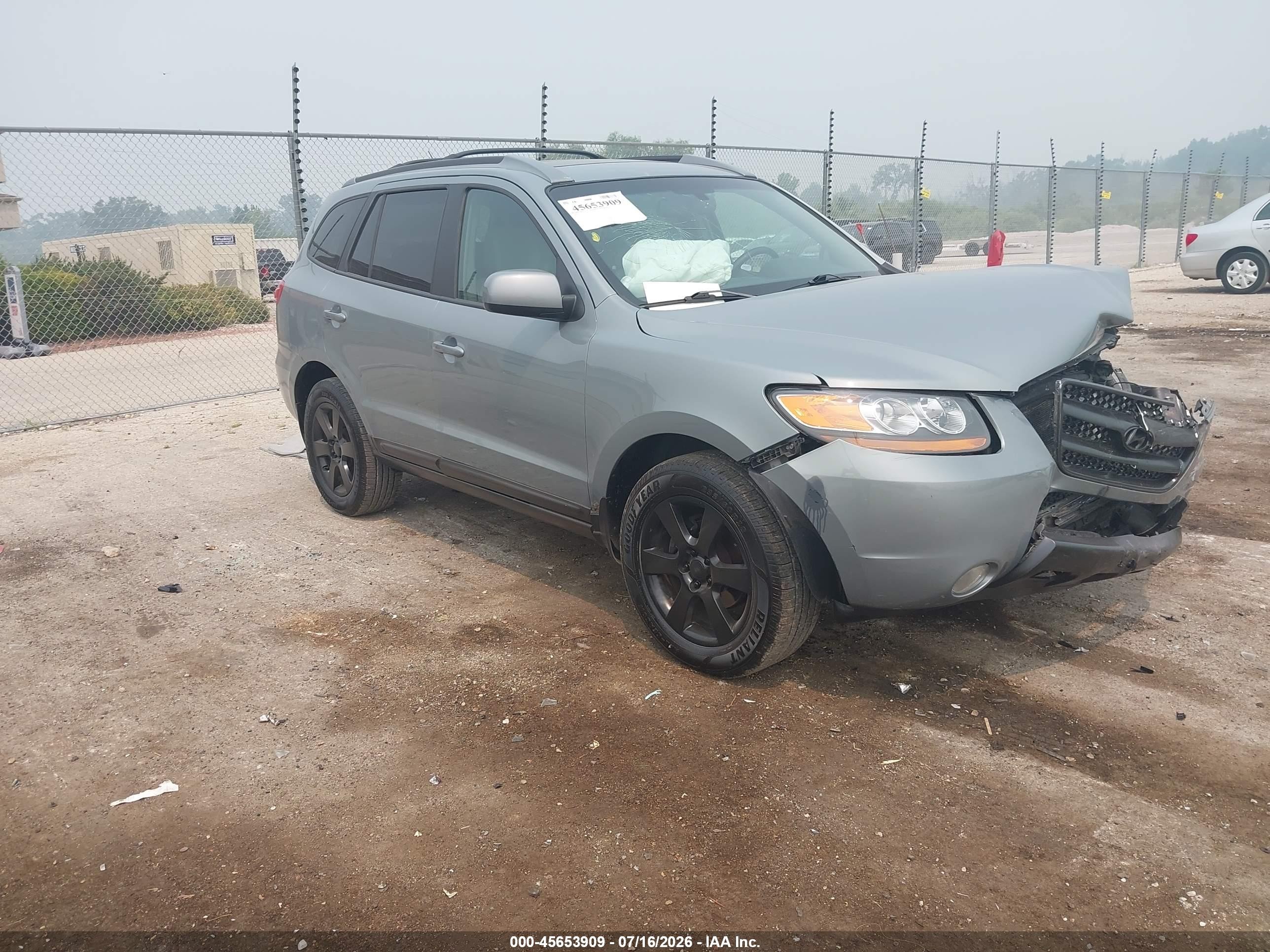 2007 Hyundai Santa Fe SE, VIN 5NMSH13E87H017136 — Перед