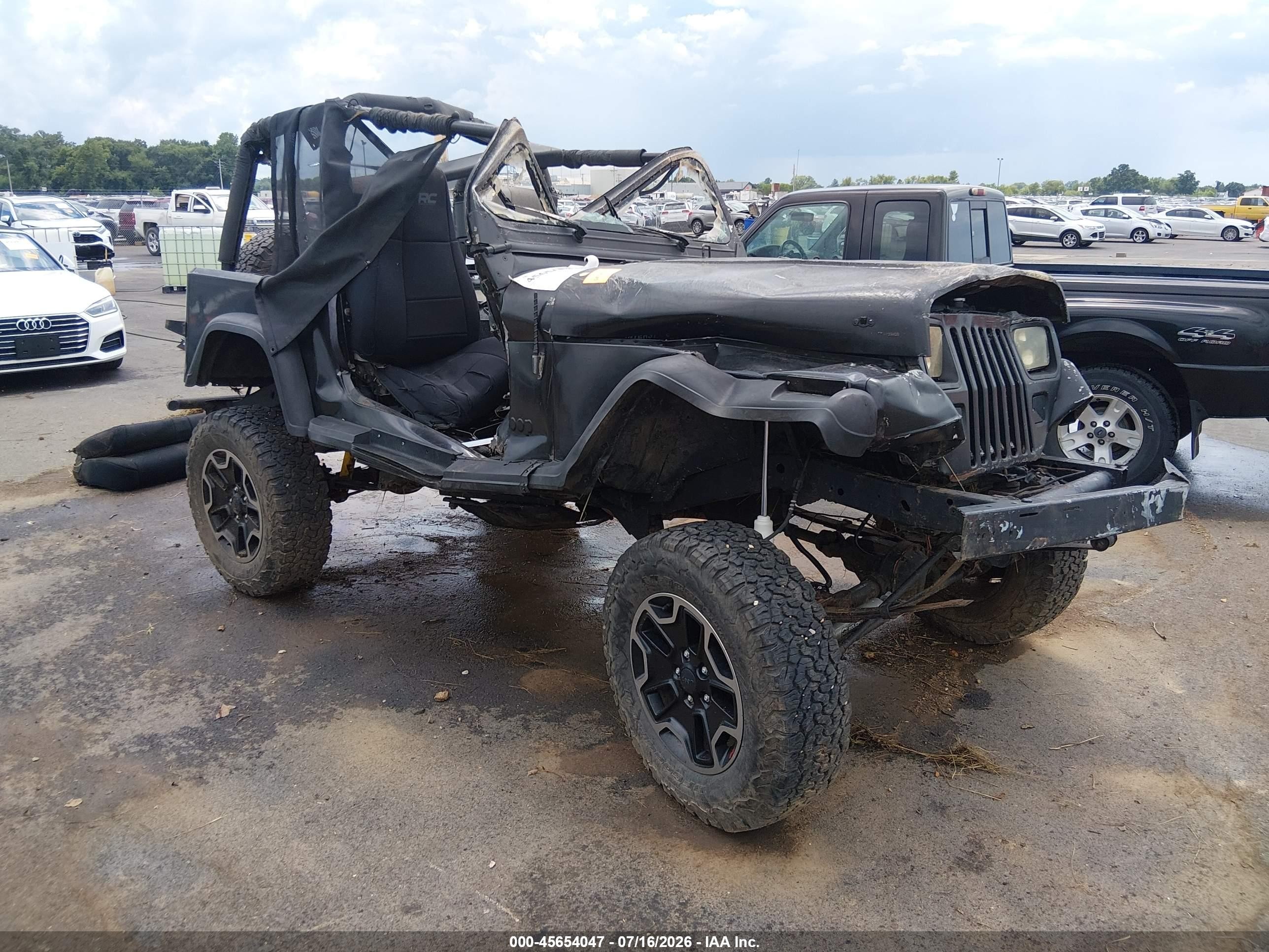 1993 Jeep Wrangler, VIN 1J4FY29S6PP206700 — Опрокидывание