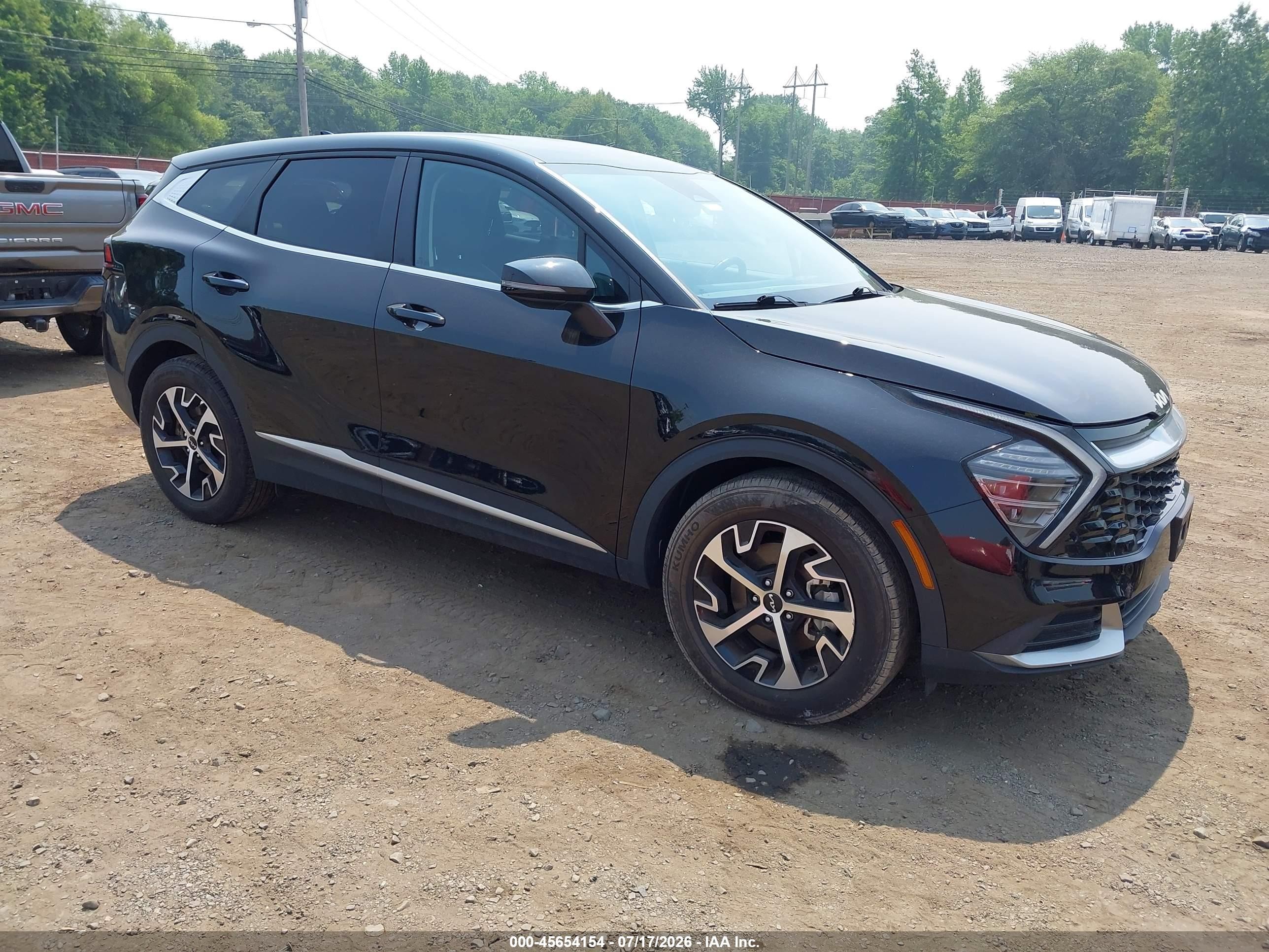 2024 Kia Sportage EX, VIN 5XYK33DFXRG176285 — Rear end