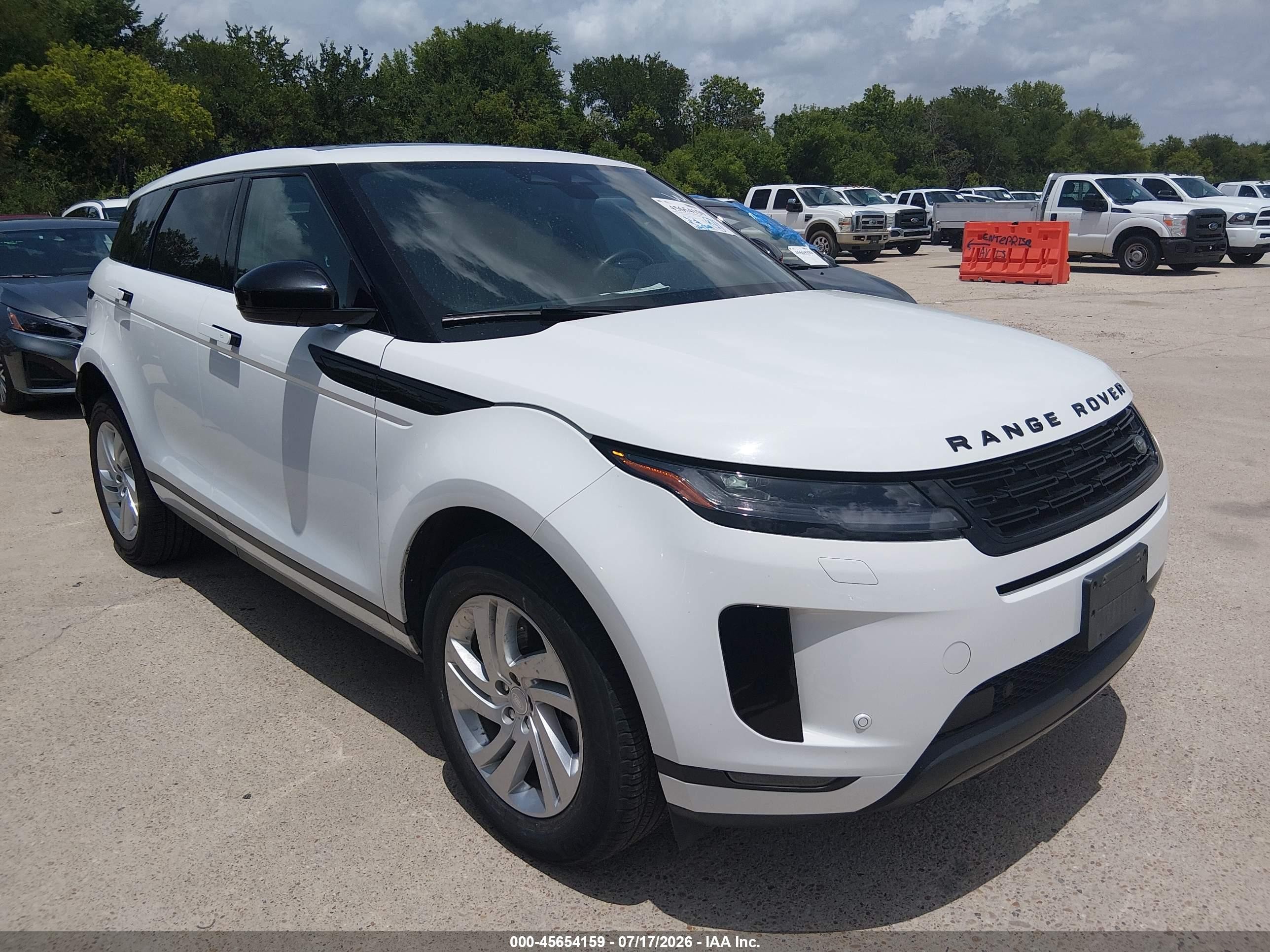 2024 Land Rover Range Rover Evoque Core S, VIN SALZJ2FX1RH256532 — Undercarriage