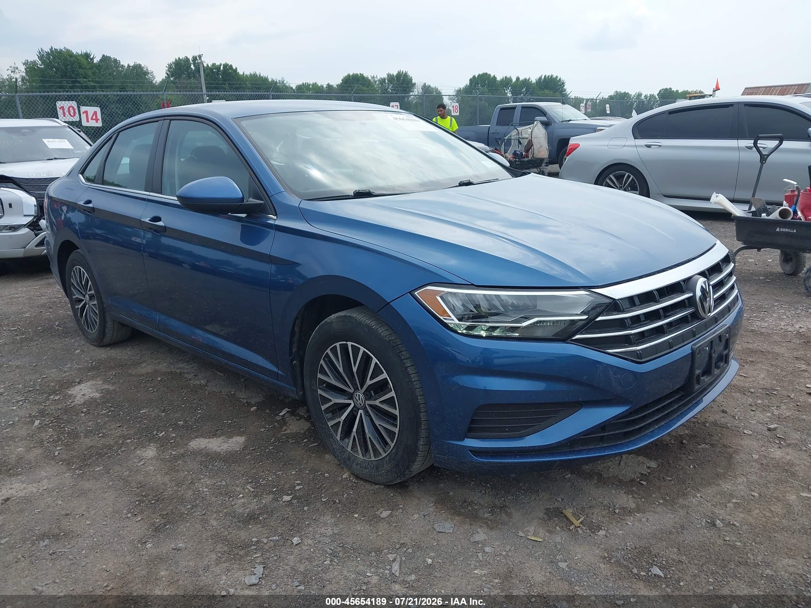 2021 Volkswagen Jetta S, VIN 3VWC57BU5MM090270 — Side
