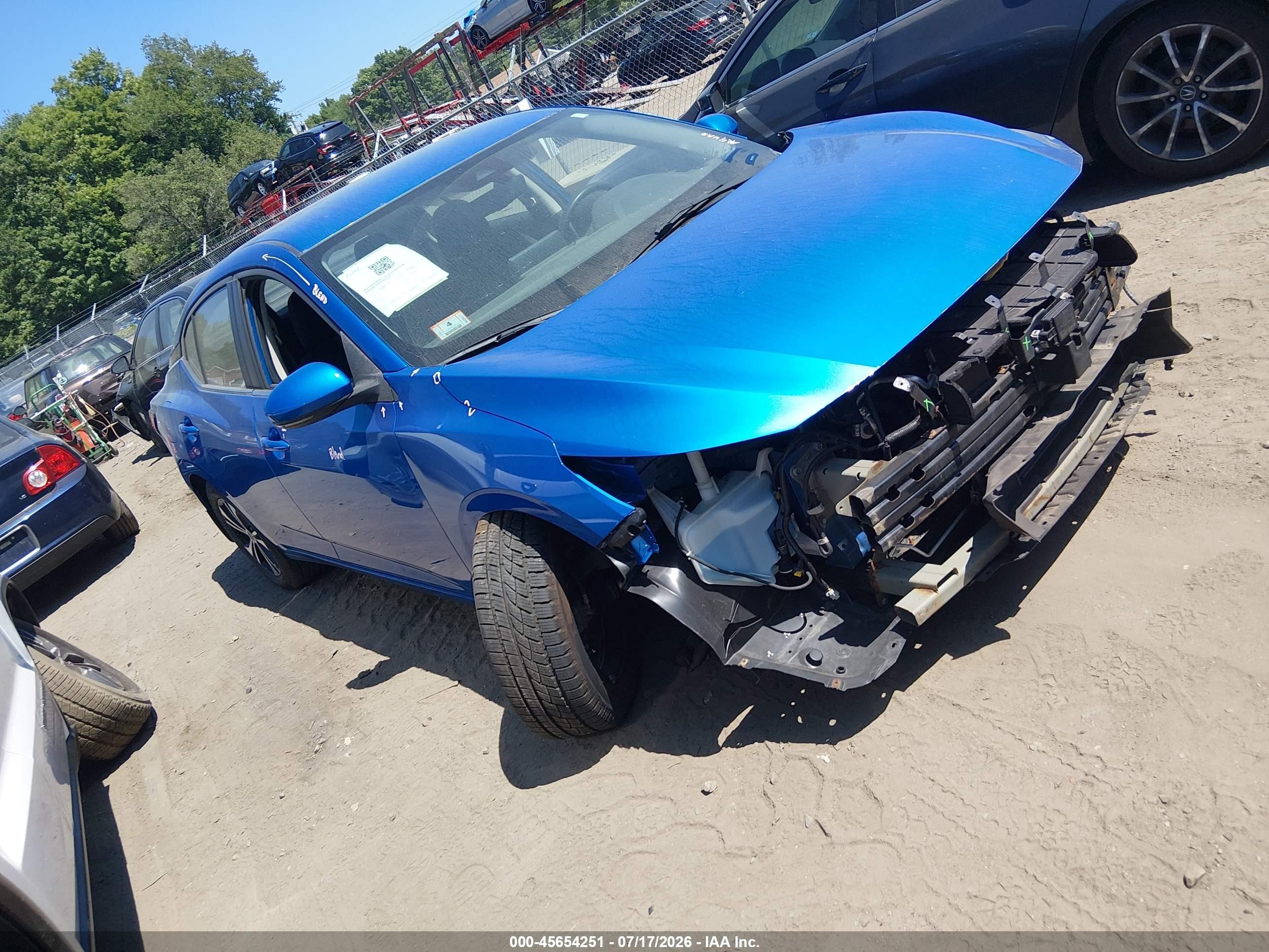 2020 Nissan Sentra SV, VIN 3N1AB8CV1LY307730 — Front end