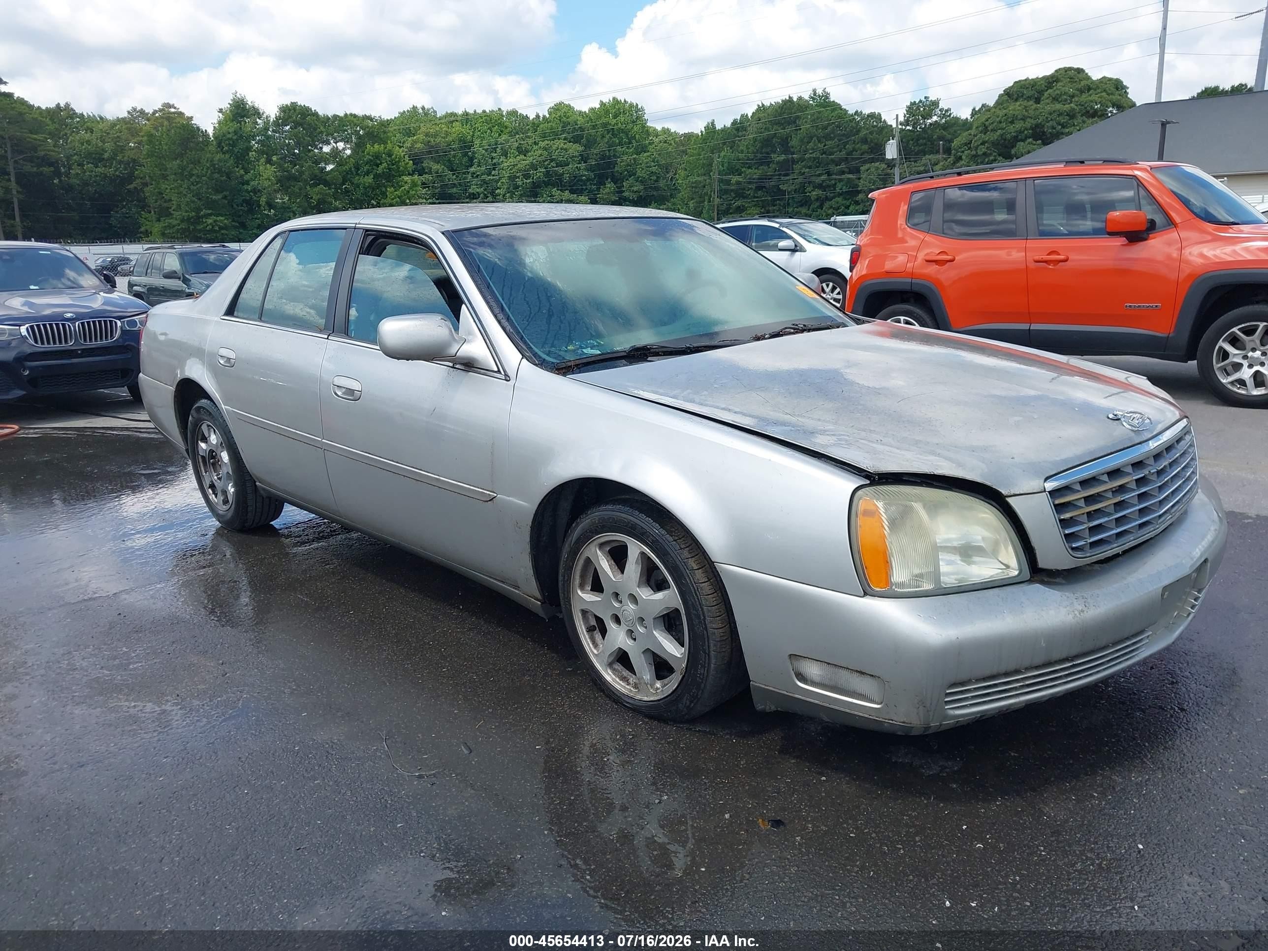 2004 Cadillac DeVille, VIN 1G6KD54Y64U175882 — Normal wear