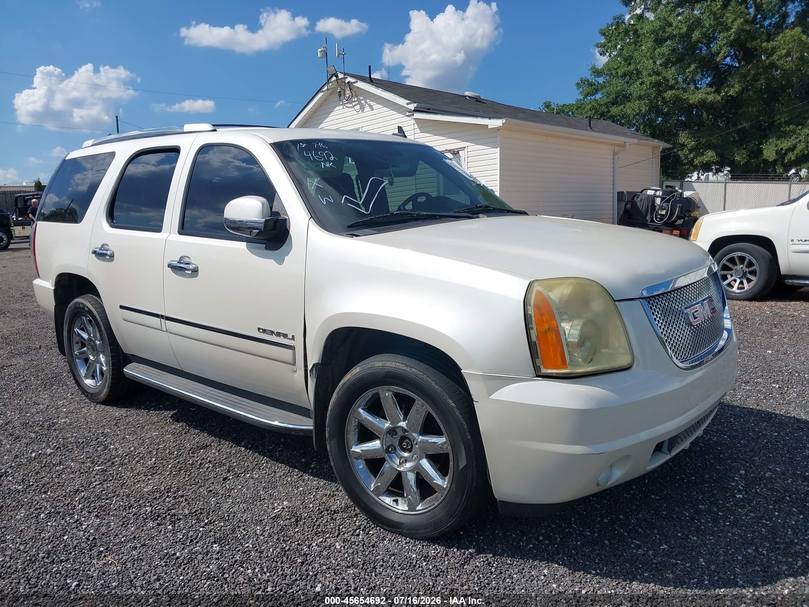 2010 GMC Yukon Denali, VIN 1GKUKEEF8AR283710 — Обычный износ