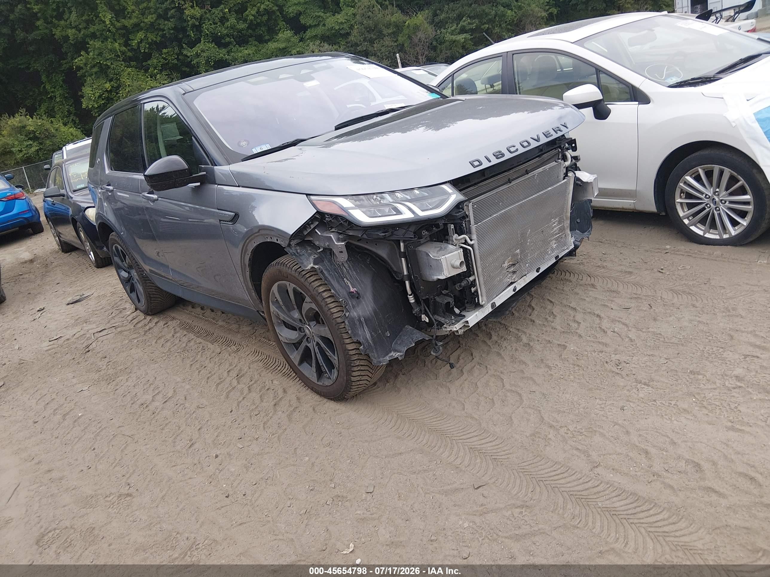2021 Land Rover Discovery Sport S, VIN SALCJ2FX2MH904202 — Перед