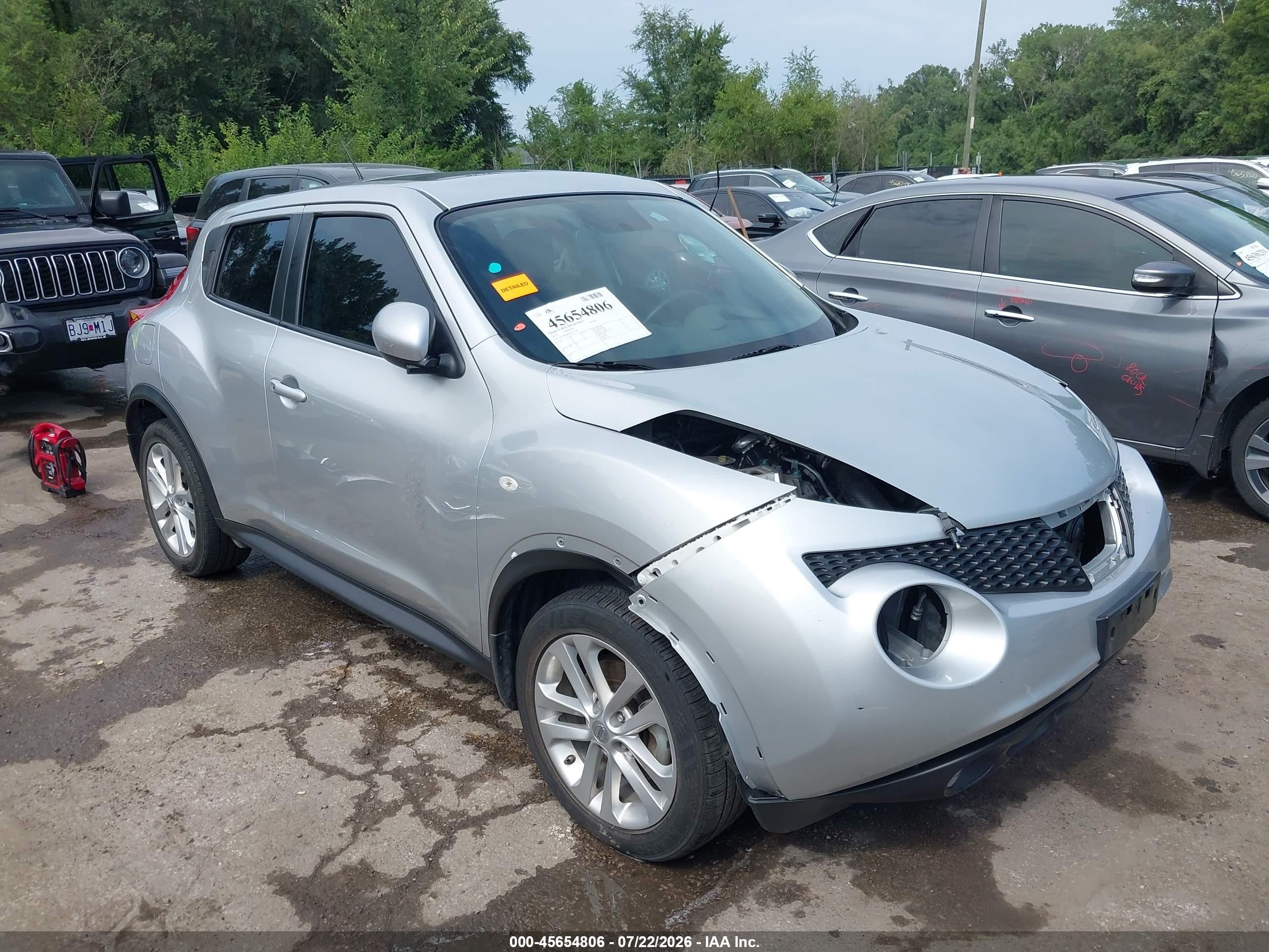 2013 Nissan Juke S, VIN JN8AF5MR8DT213196 — Front end