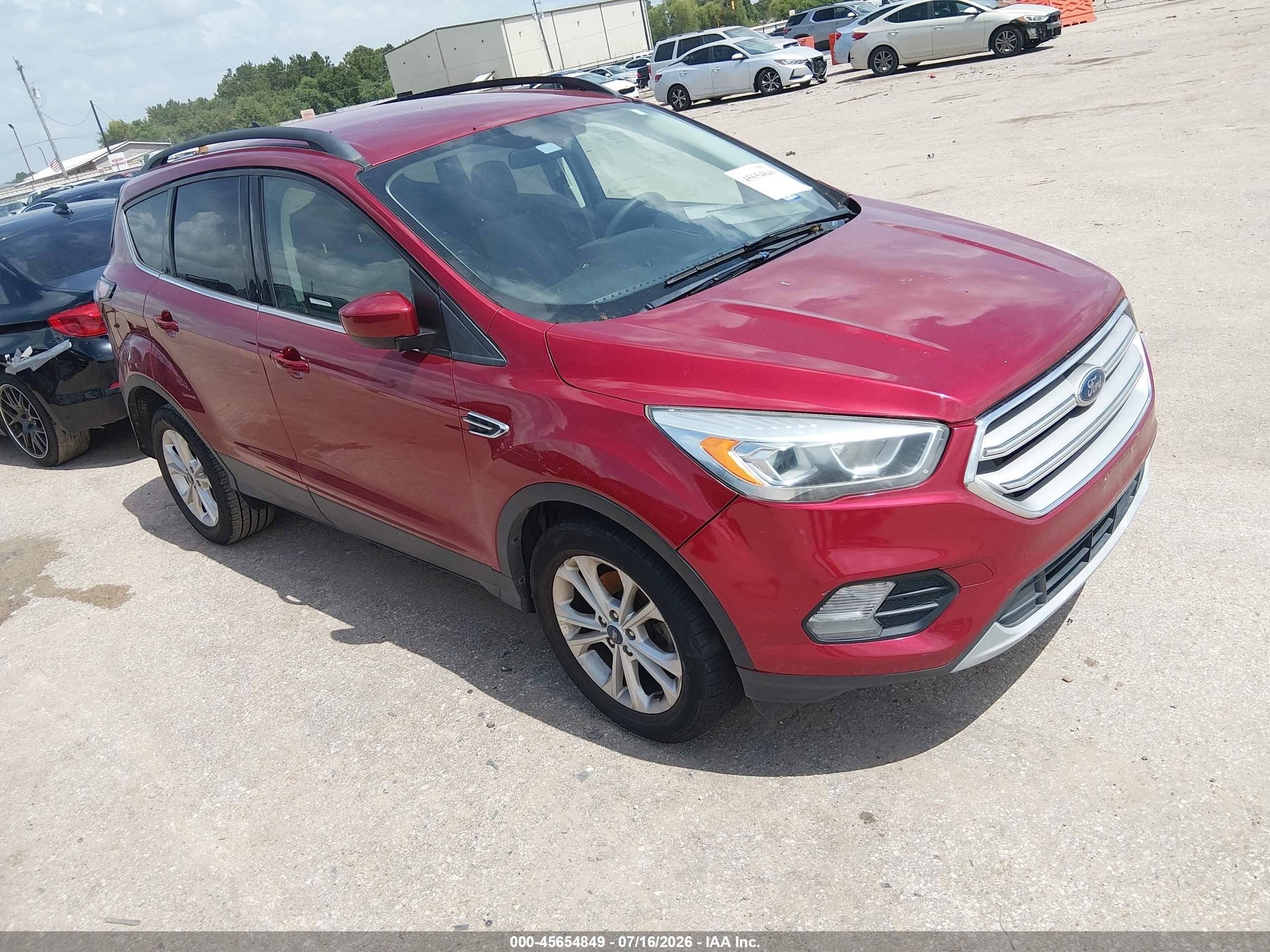 2018 Ford Escape SE, VIN 1FMCU0GD0JUD42726 — Rear end