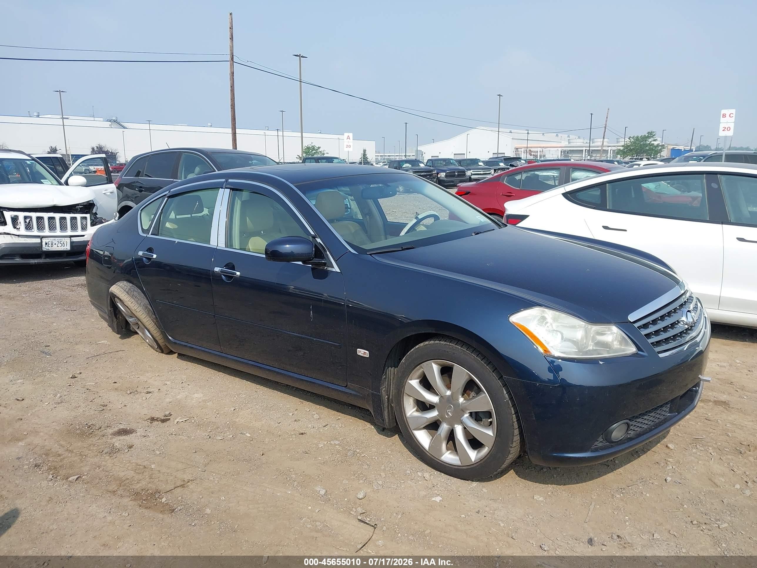 2007 Infiniti M Sport, VIN JNKAY01E47M308782 — Side