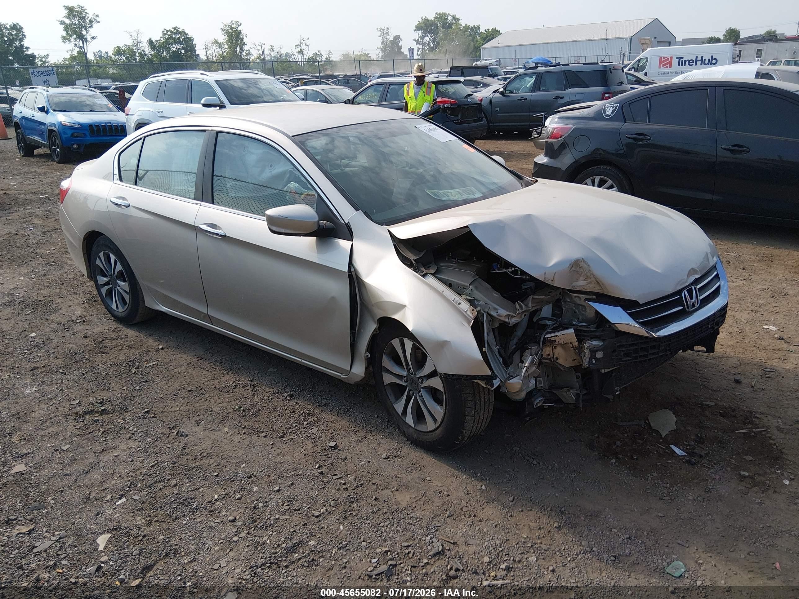 2014 Honda Accord LX, VIN 1HGCR2F3XEA213797 — Front end
