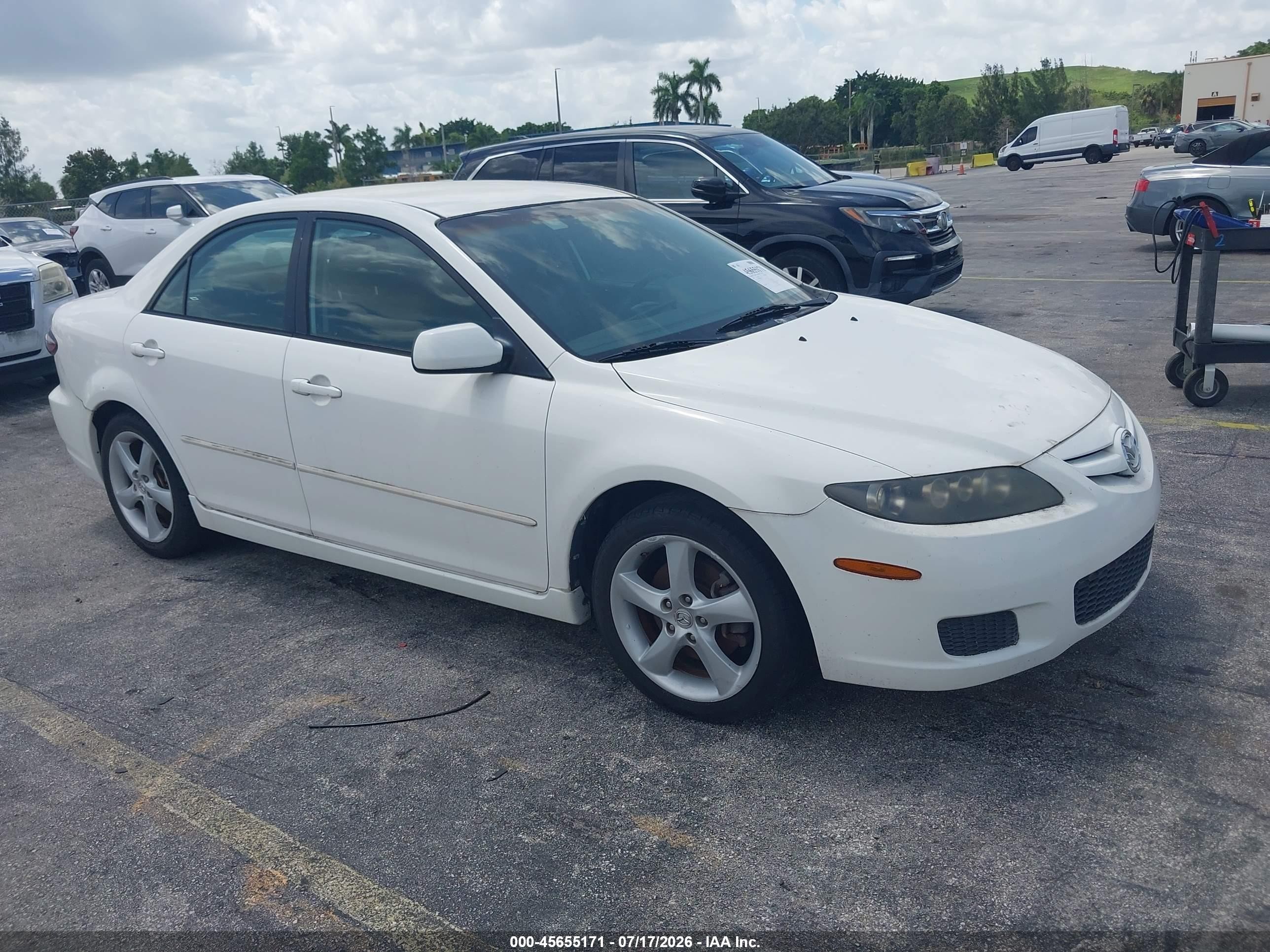 2008 Mazda 6 i Sport VE, VIN 1YVHP80C085M10510 — Normal wear