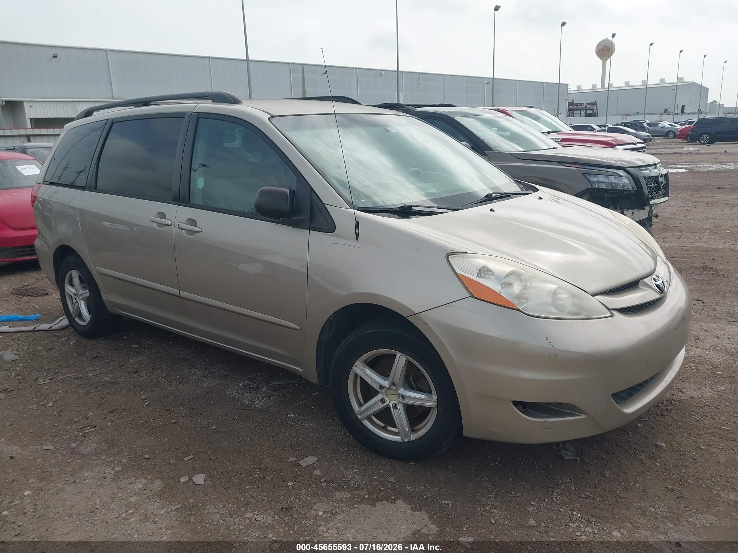 2008 Toyota Sienna LE, VIN 5TDZK23C58S122607 — Normal wear